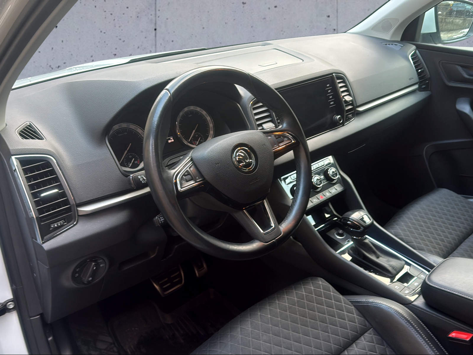 SKODA Karoq 1.6 TDI CR Smile-image-11