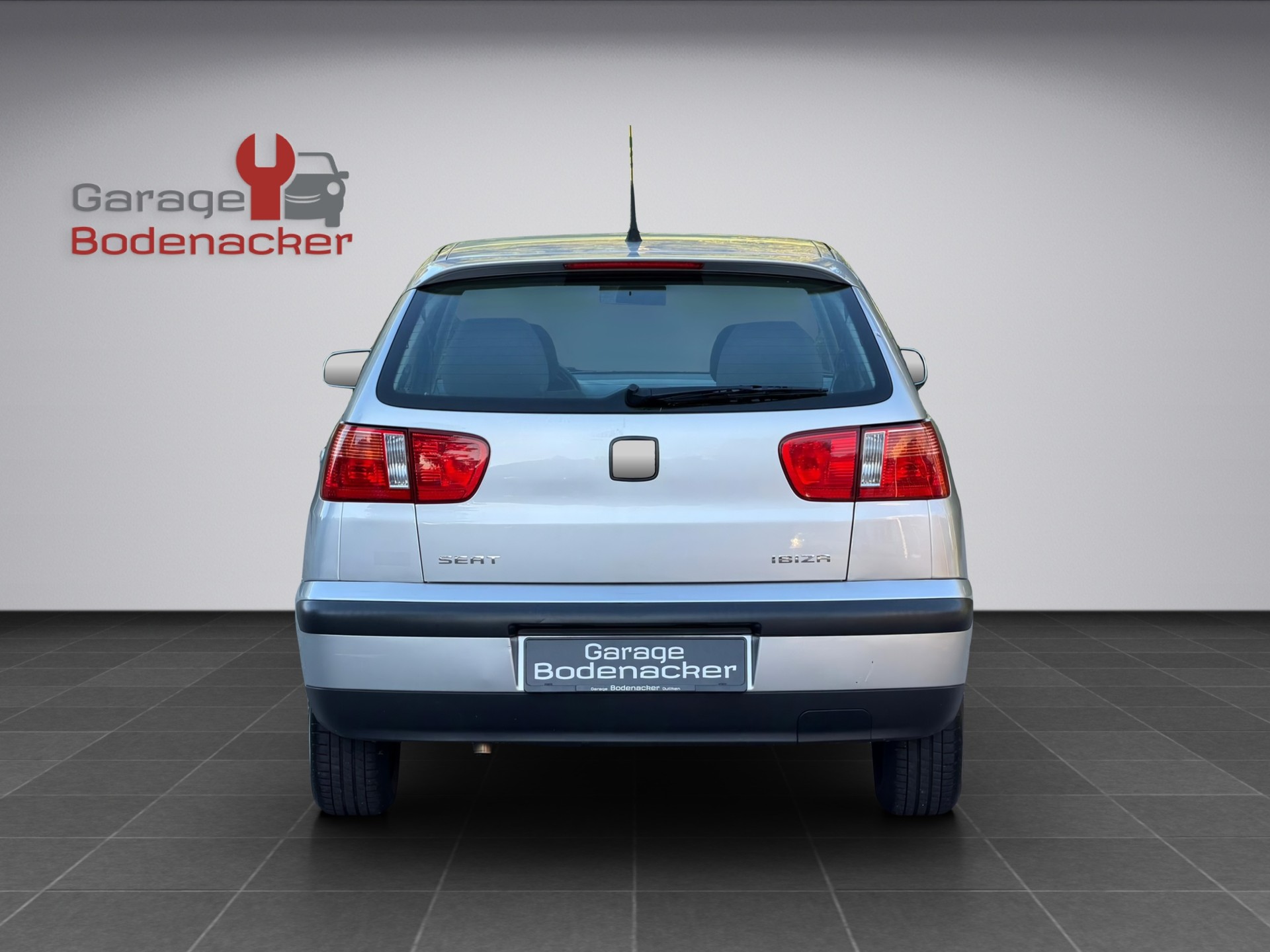 SEAT Ibiza 1.4 Signo * aus 1. Hand * Frisch ab Service mit Zahnriemen *-image-14