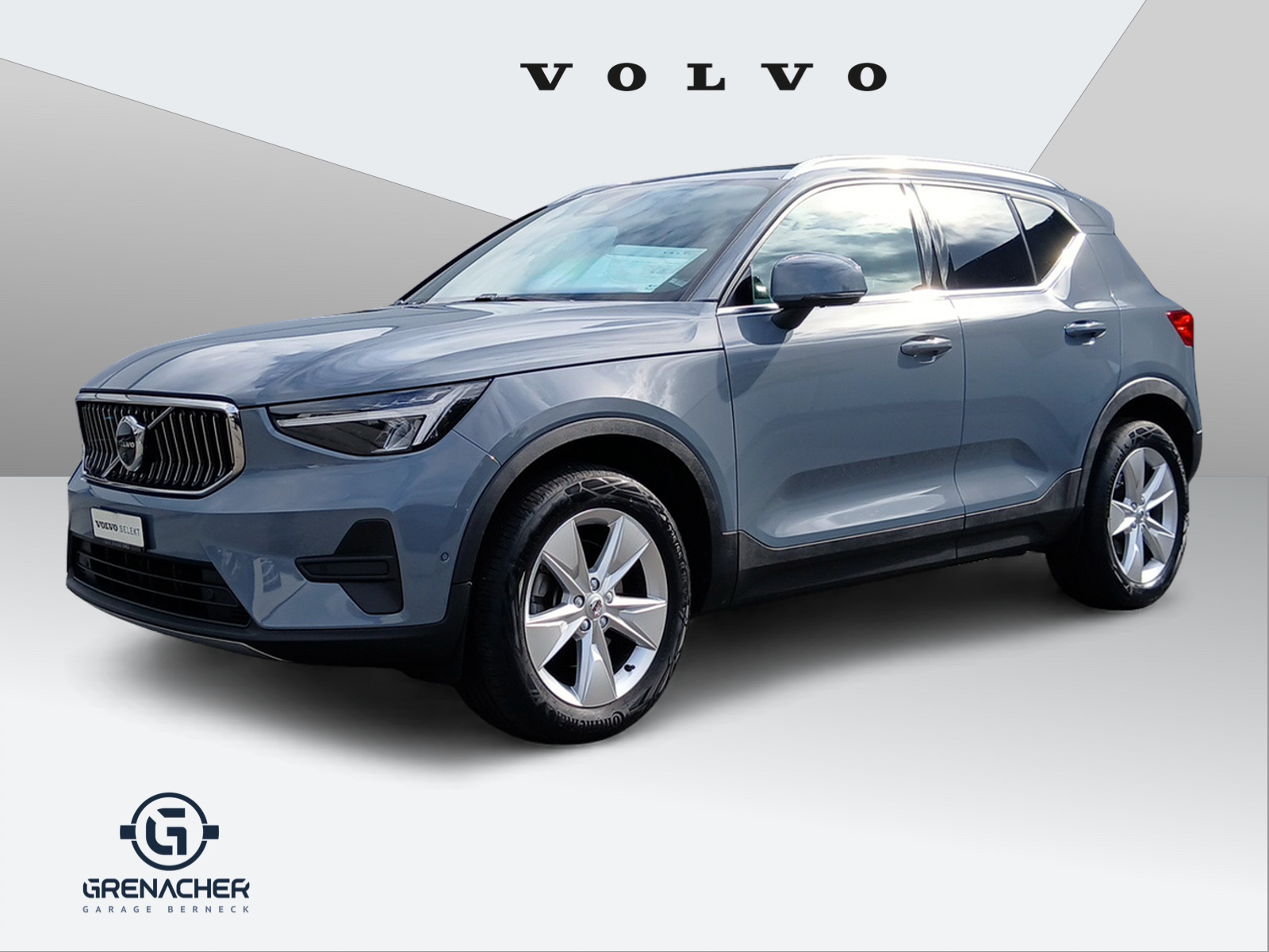 VOLVO XC40 2.0 B4 MH Plus Bright AWD-image-0