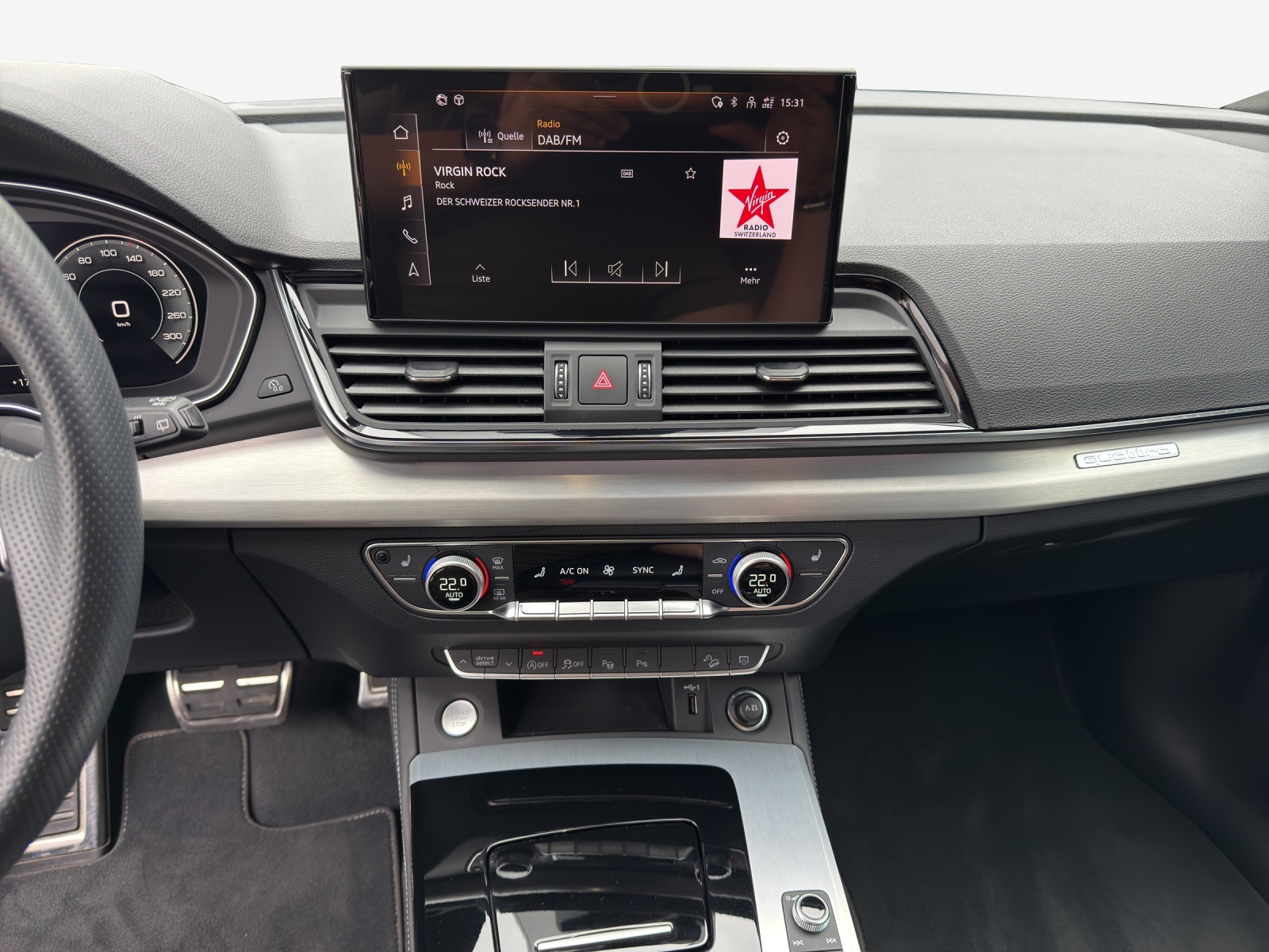AUDI Q5 40 TFSI S line quattro S-tronic-image-10
