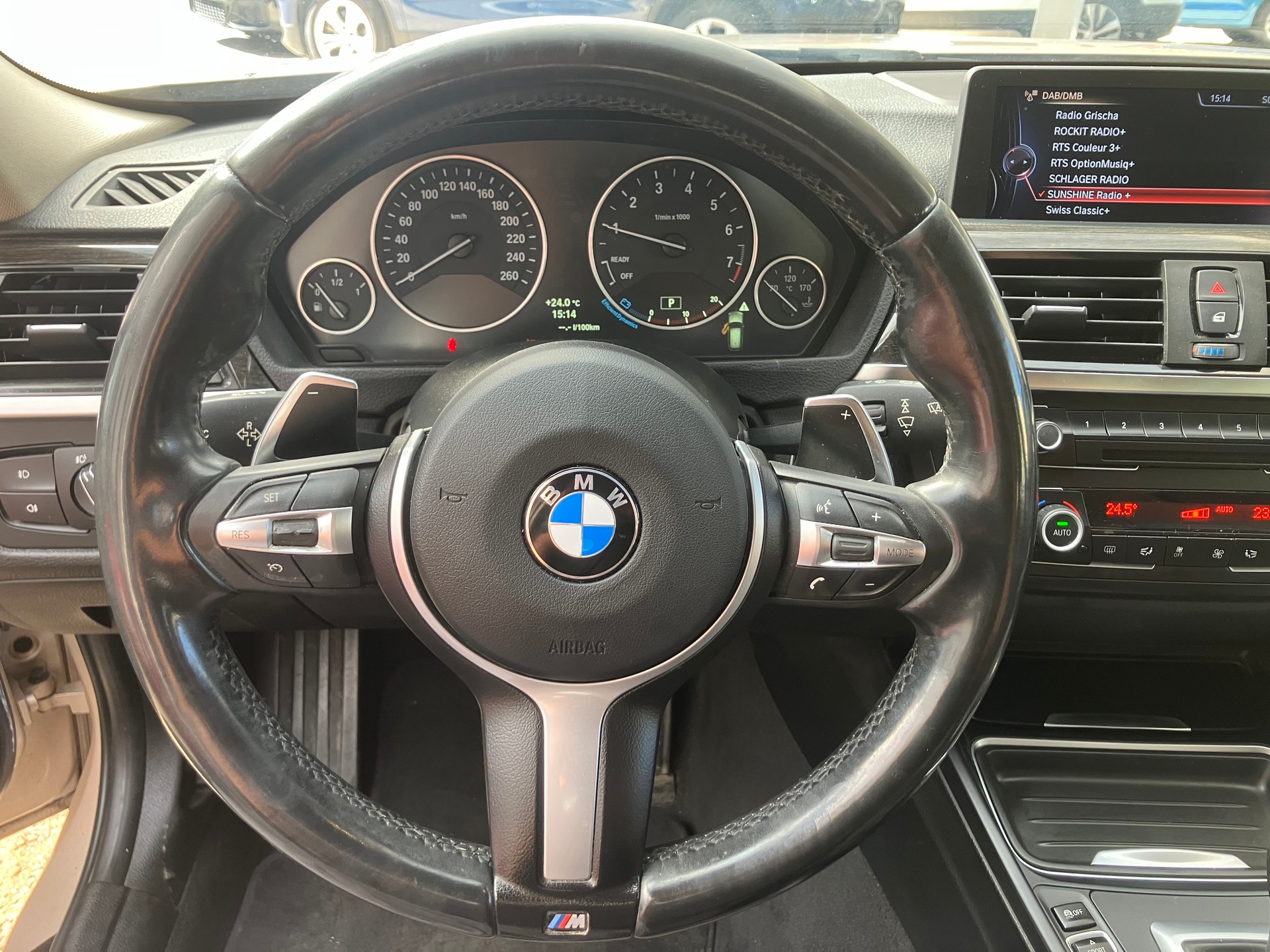 BMW 328i xDrive Touring Modern Line Steptronic-image-8