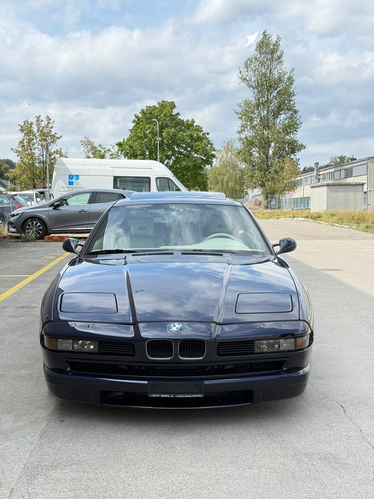 BMW 850CSi *CH-Fahrzeug*-showroom-element-2