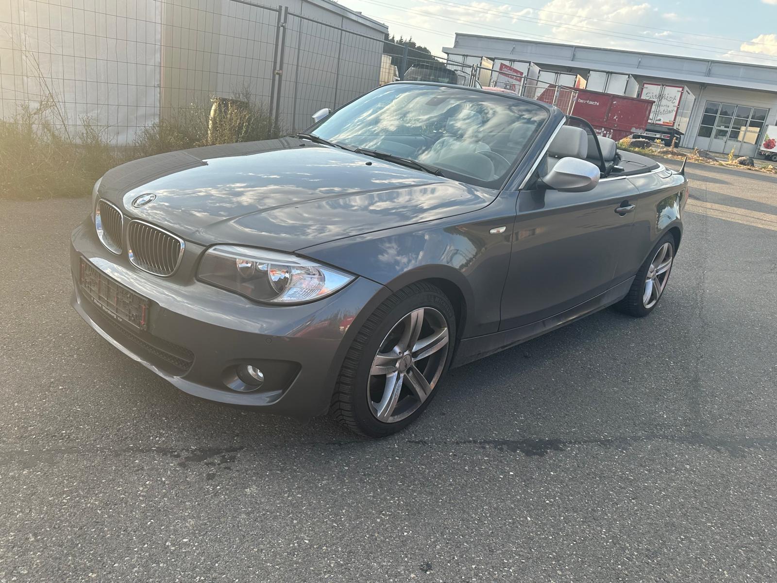 BMW 123-image-7