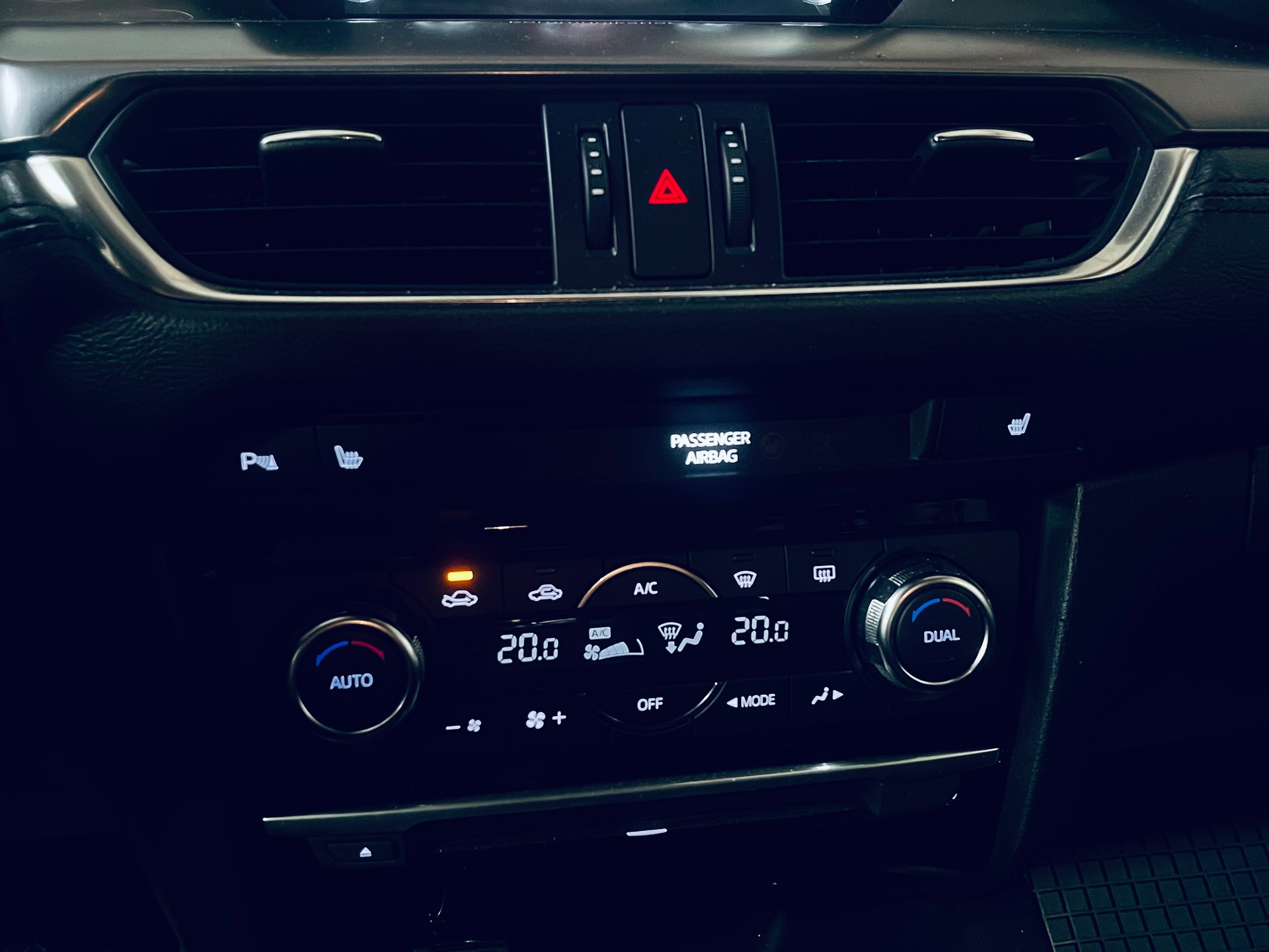 MAZDA 6 Sportwagon 2.2 D 16V Ambition-image-19