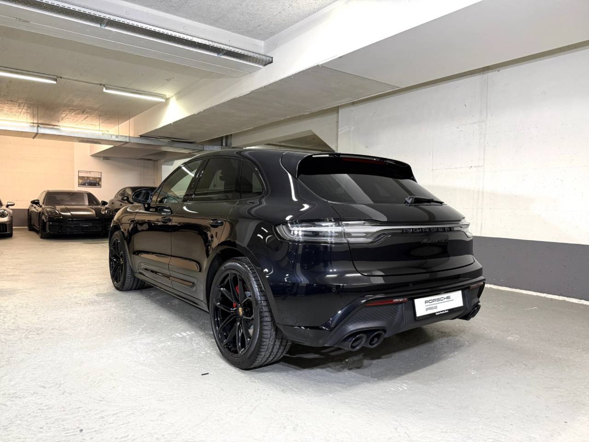 PORSCHE Macan GTS-showroom-element-2