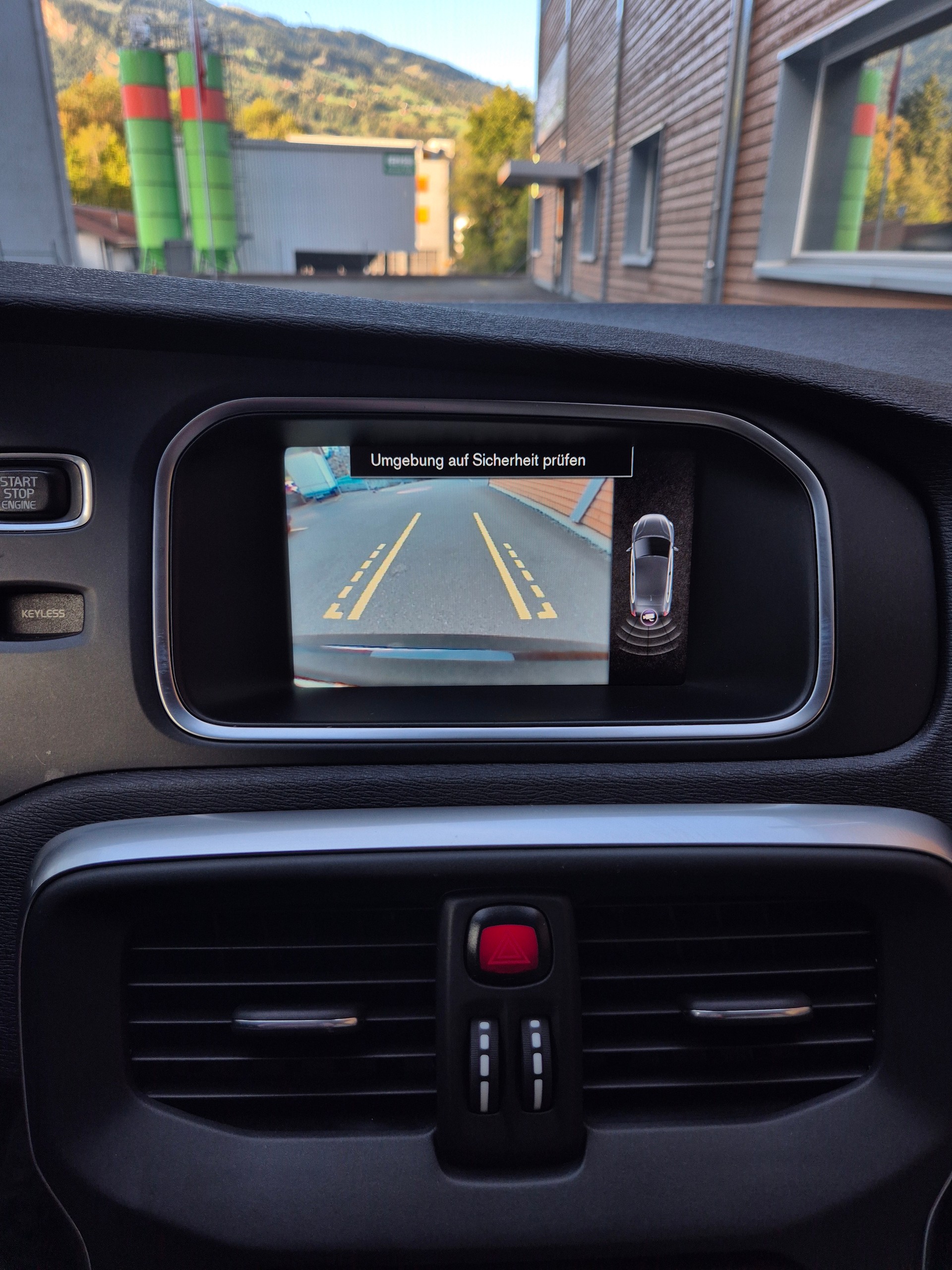 VOLVO V40 T4 Summum Powershift-image-10