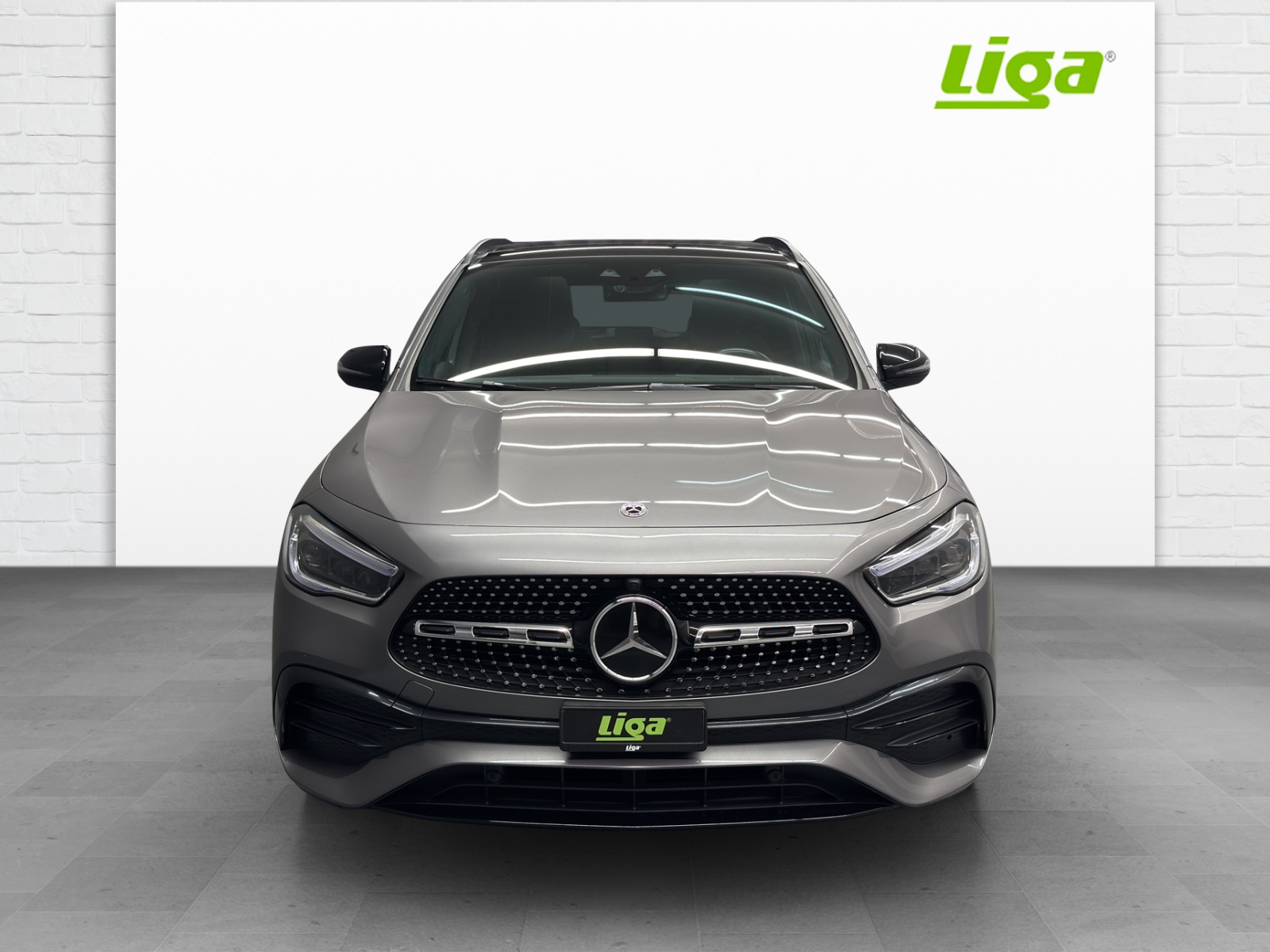 MERCEDES-BENZ GLA 250-image-1
