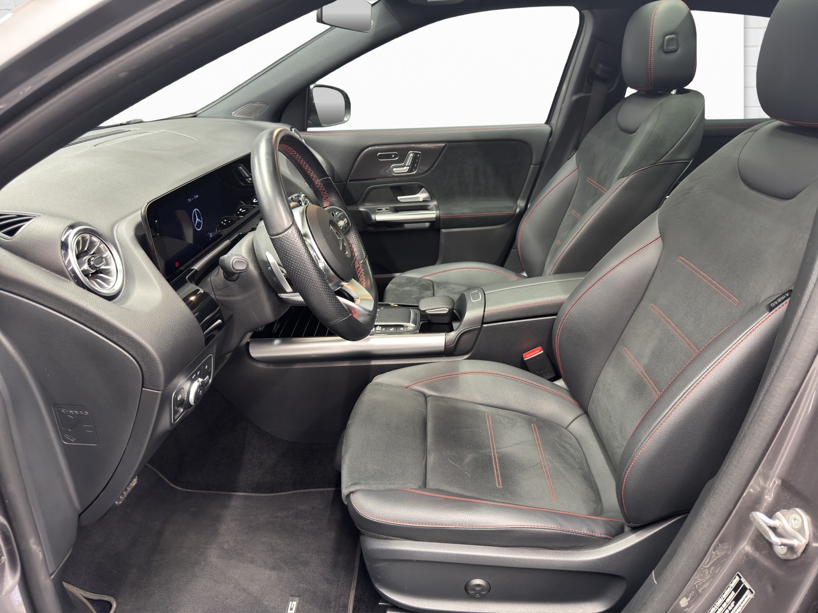 MERCEDES-BENZ GLA 250-image-6