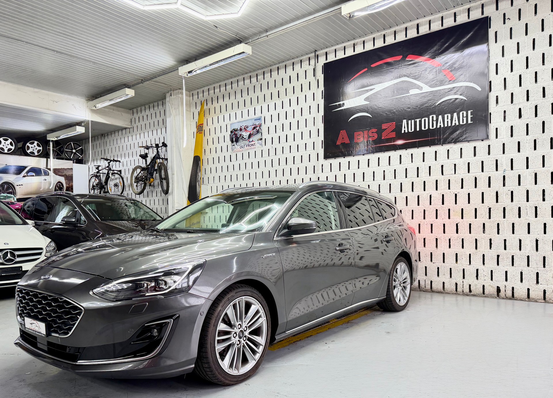 FORD Focus 1.0 SCTi Vignale Automatic-image-0