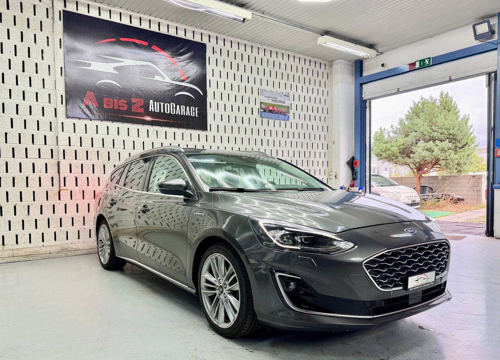 FORD Focus 1.0 SCTi Vignale Automatic-image-2