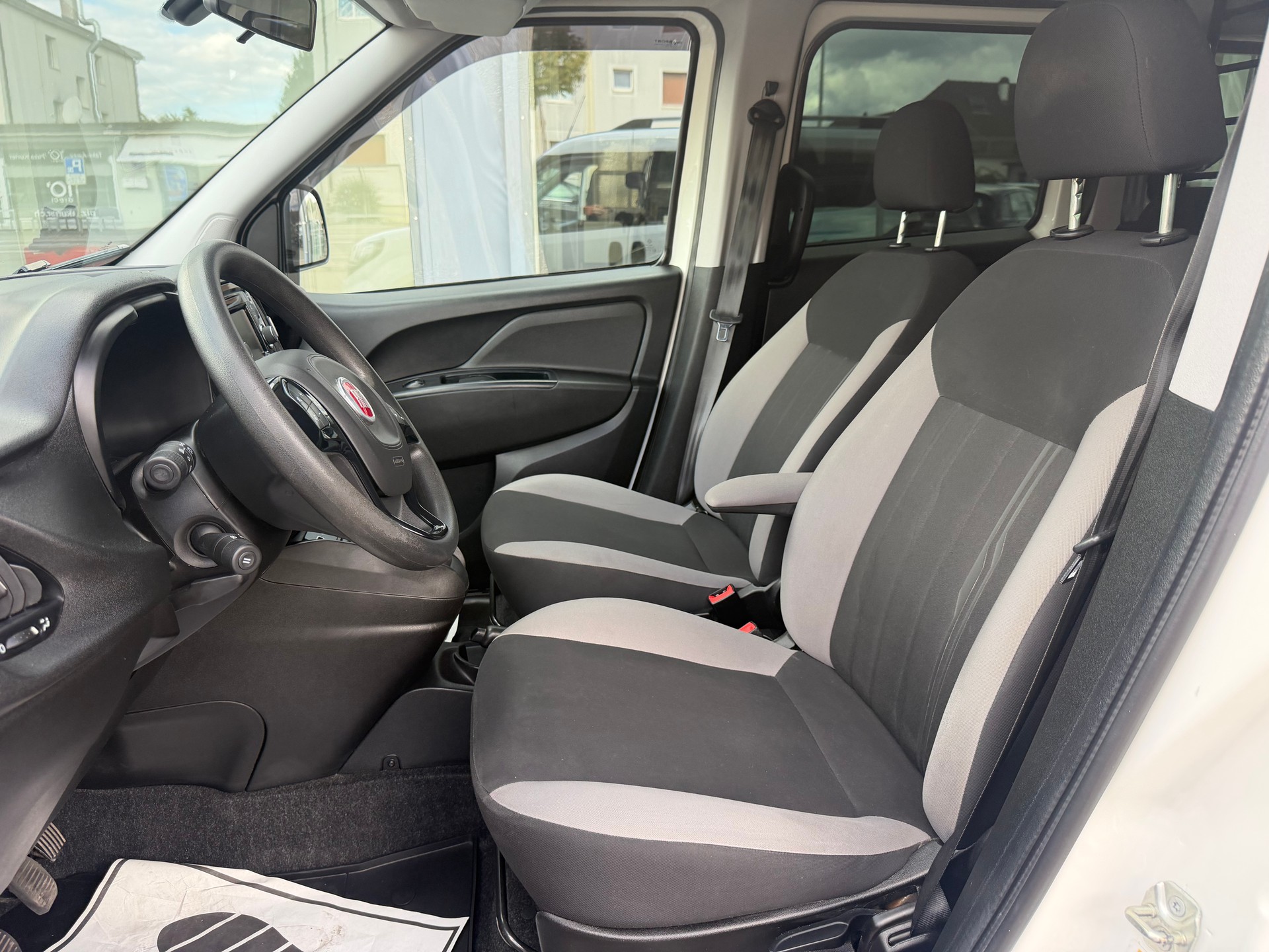 FIAT Doblò 1.6 Multijet Kombi Swiss-image-12
