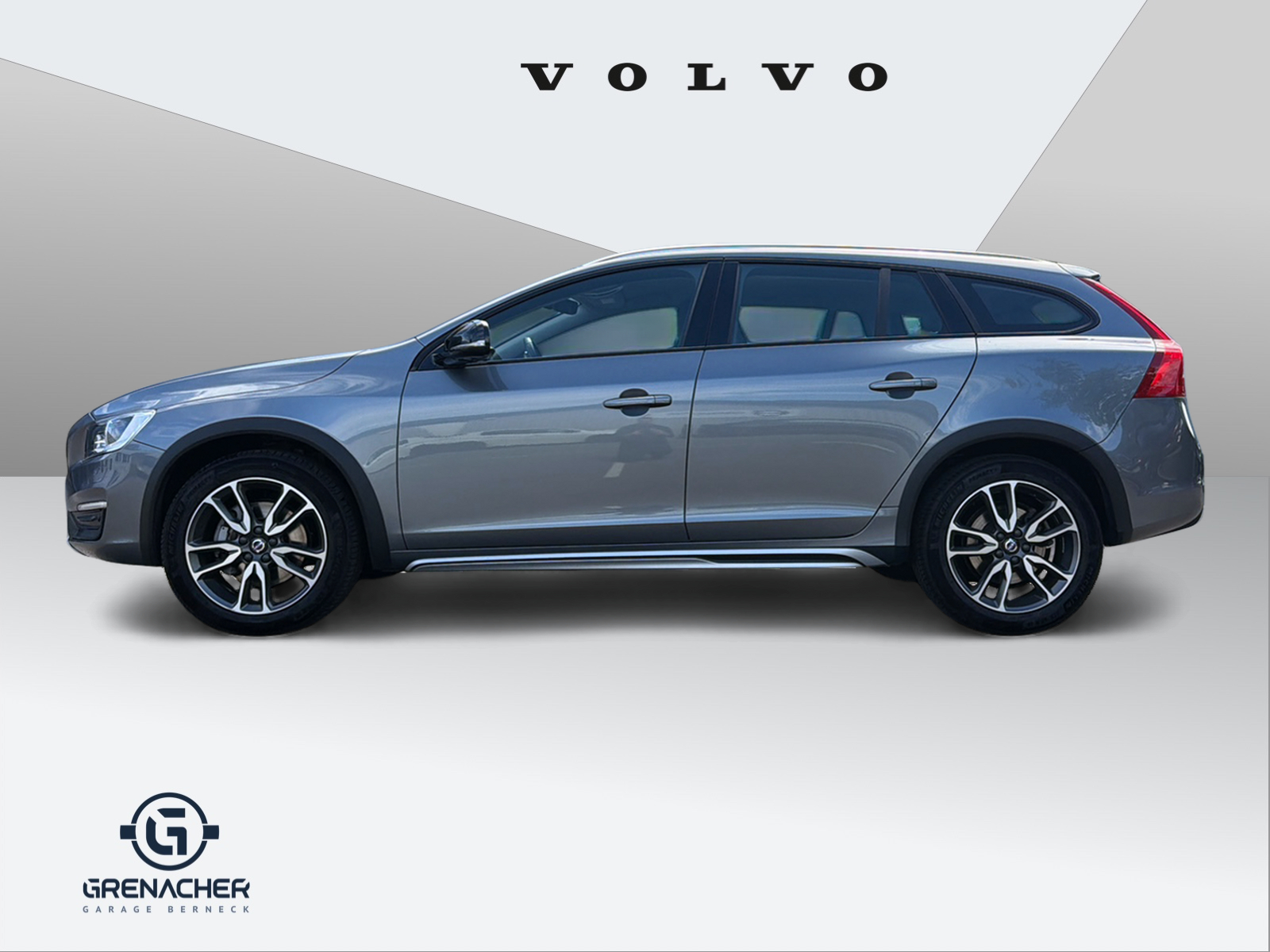 VOLVO V60 Cross Country 2.0 D4 Summum S/S-image-1