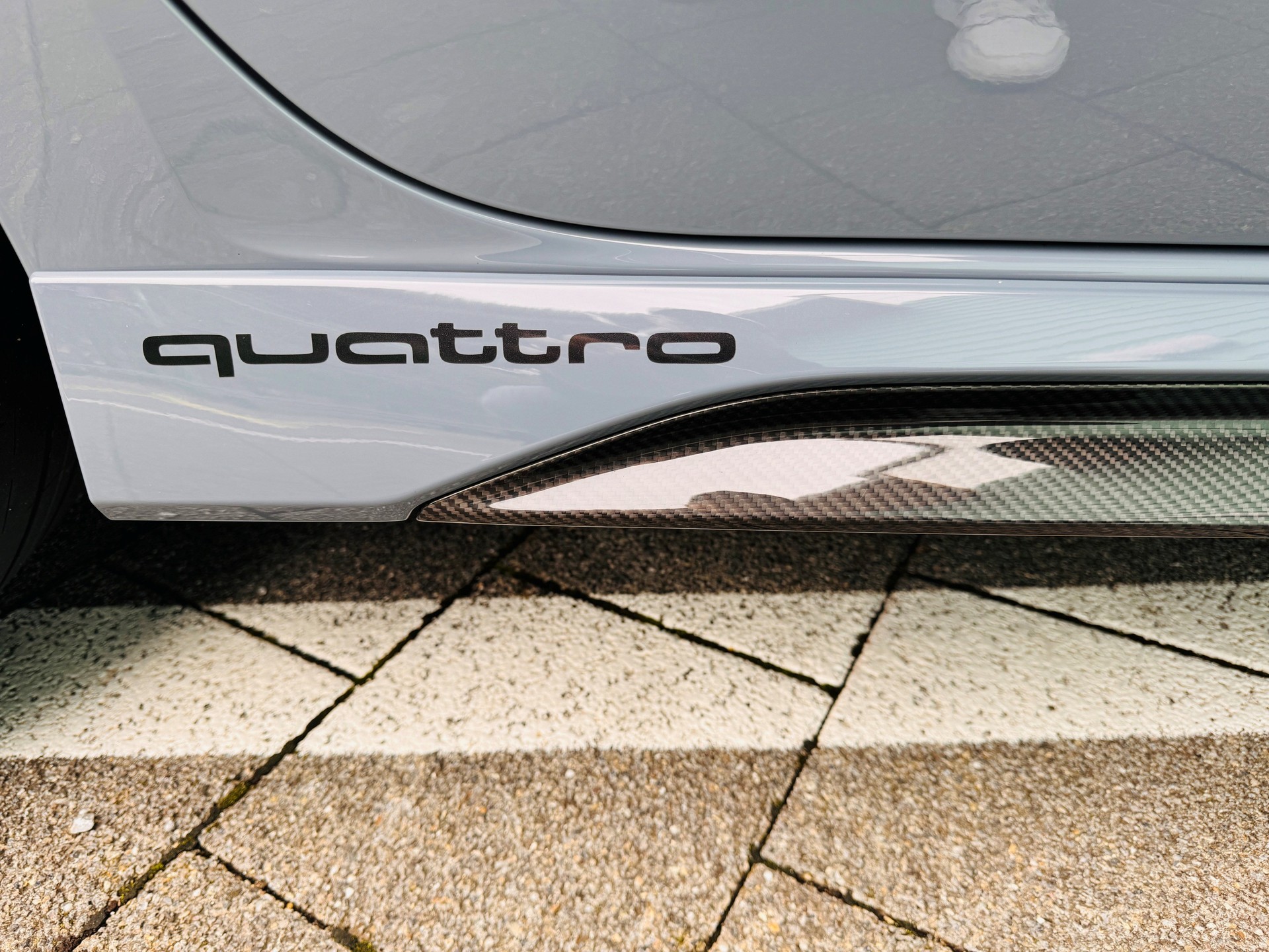 AUDI 2.5 TFSI quattro S-Tronic-image-3