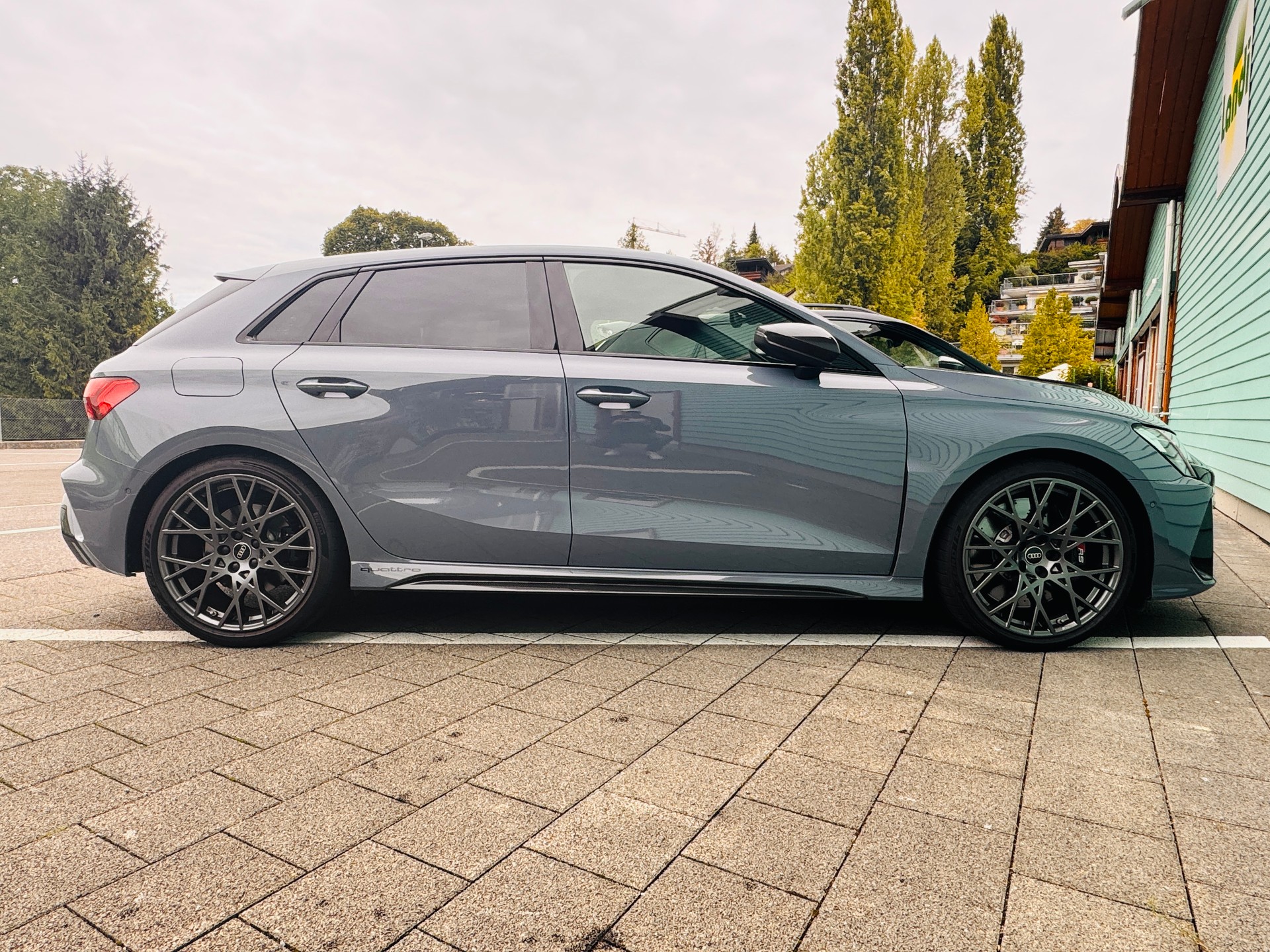 AUDI 2.5 TFSI quattro S-Tronic-image-4
