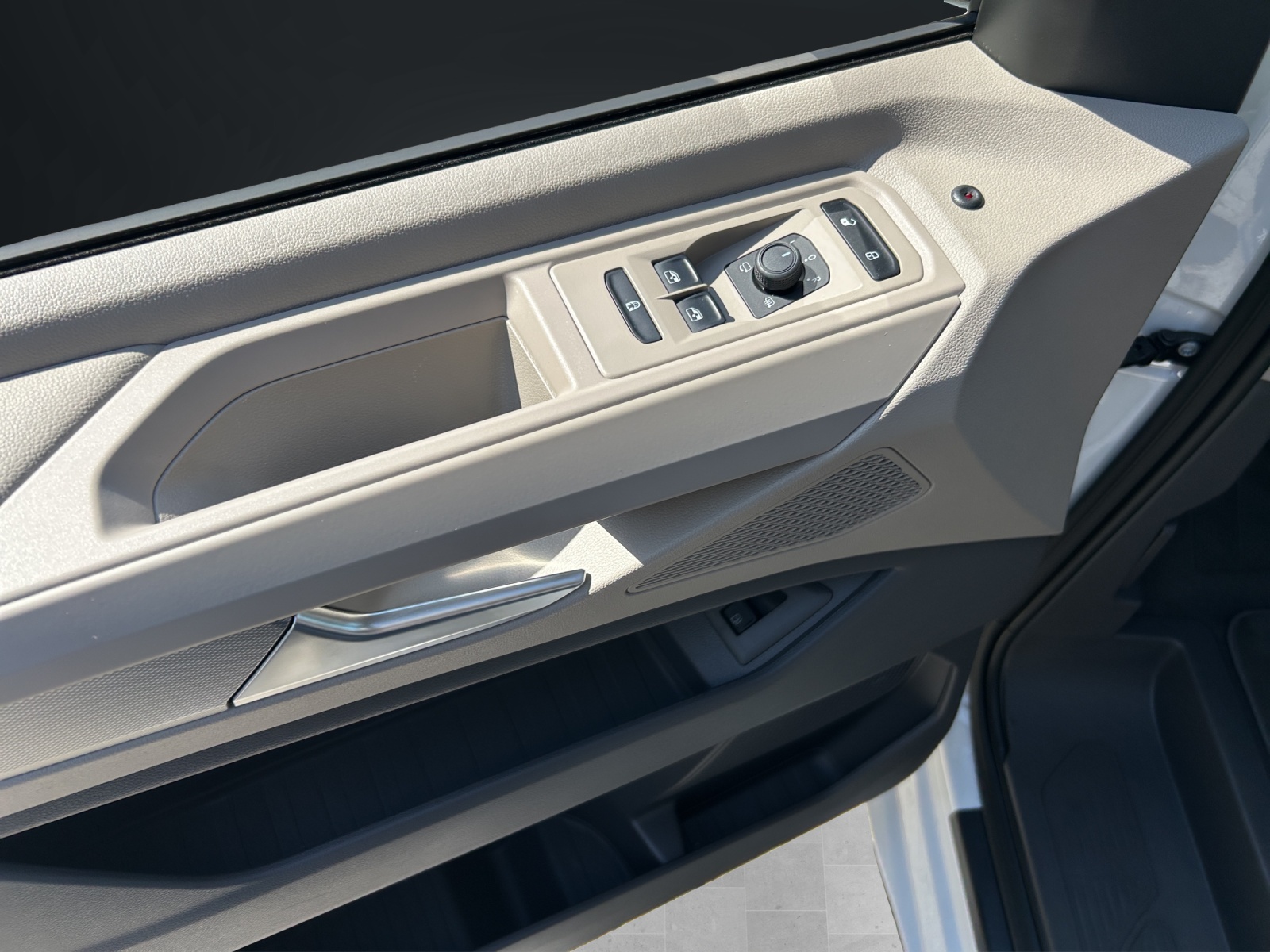 VW California eHybrid Beach Tour 4Motion-image-17