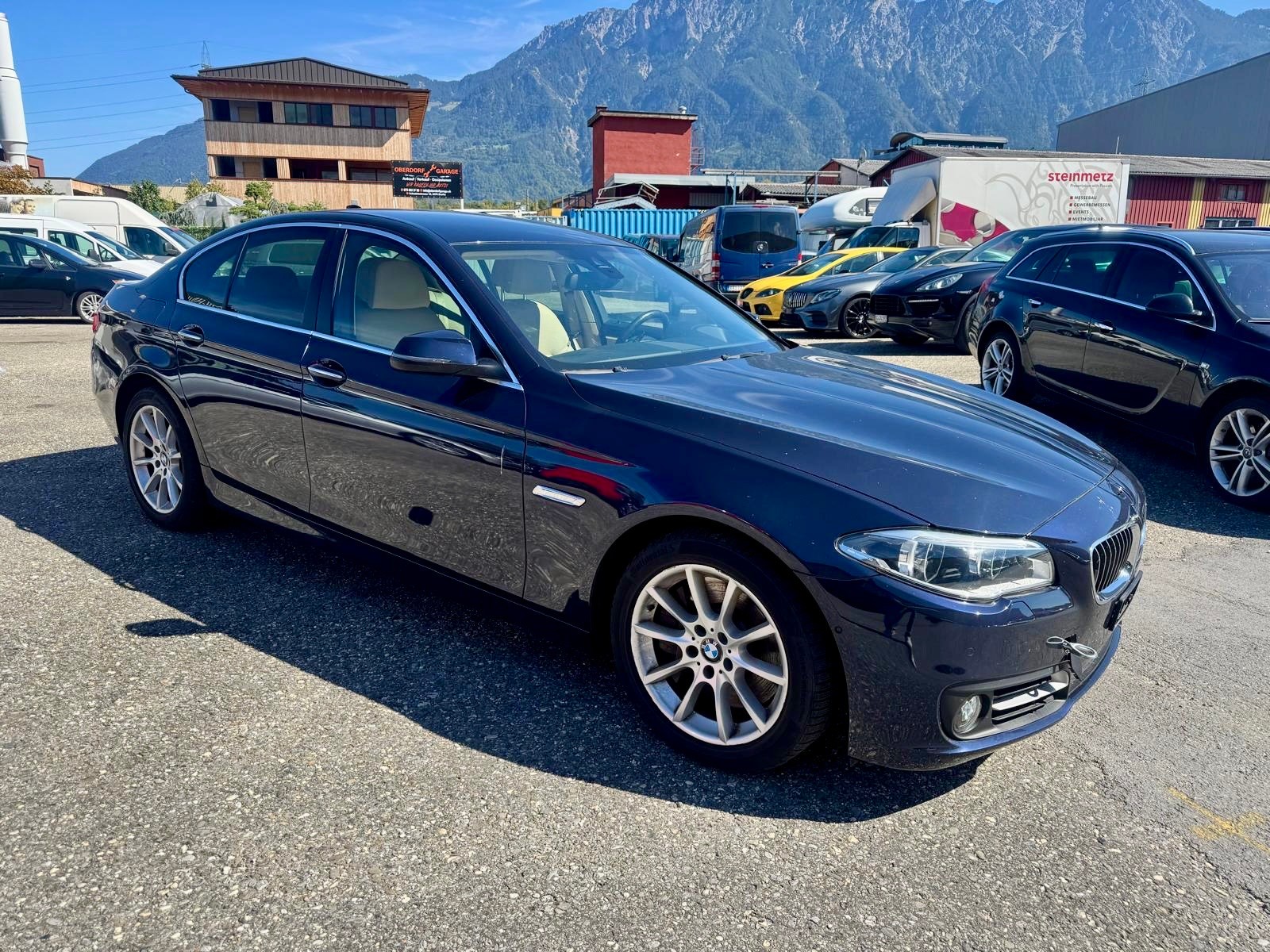 BMW 550i xDrive Luxury Line Steptronic-image-5