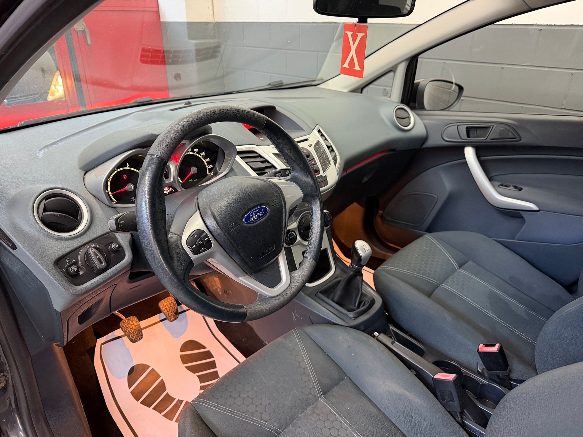FORD Fiesta 1.4 16V Trend //NEU AB MFK!-image-7