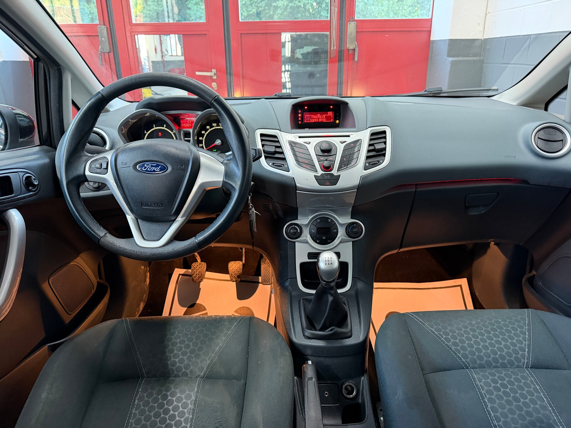 FORD Fiesta 1.4 16V Trend //NEU AB MFK!-image-8