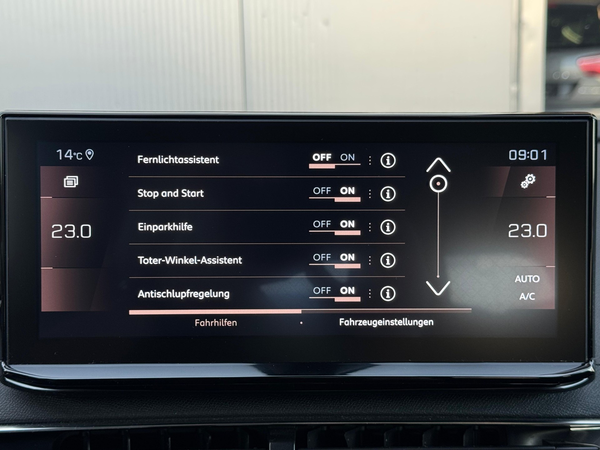 PEUGEOT 5008 1.5 BlueHDi GT EAT8-image-24