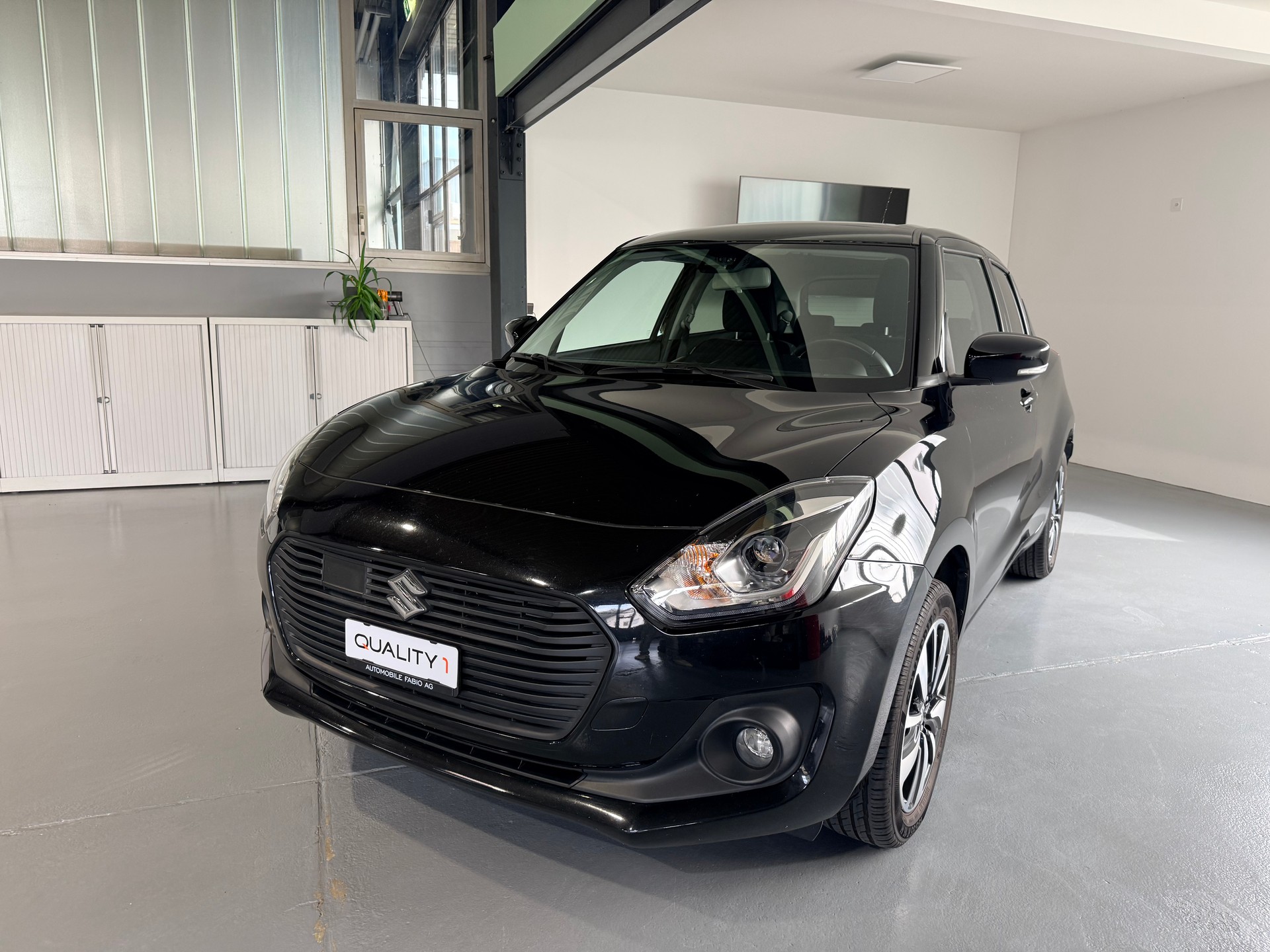 SUZUKI Swift 1.2i 16V SHVS Compact Top Hybrid Allgrip 4x4-image-2