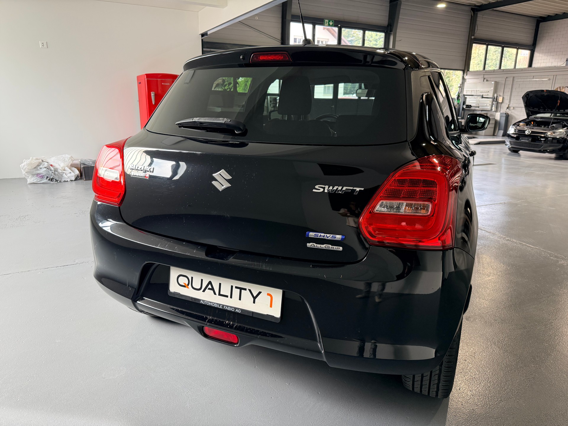 SUZUKI Swift 1.2i 16V SHVS Compact Top Hybrid Allgrip 4x4-image-5