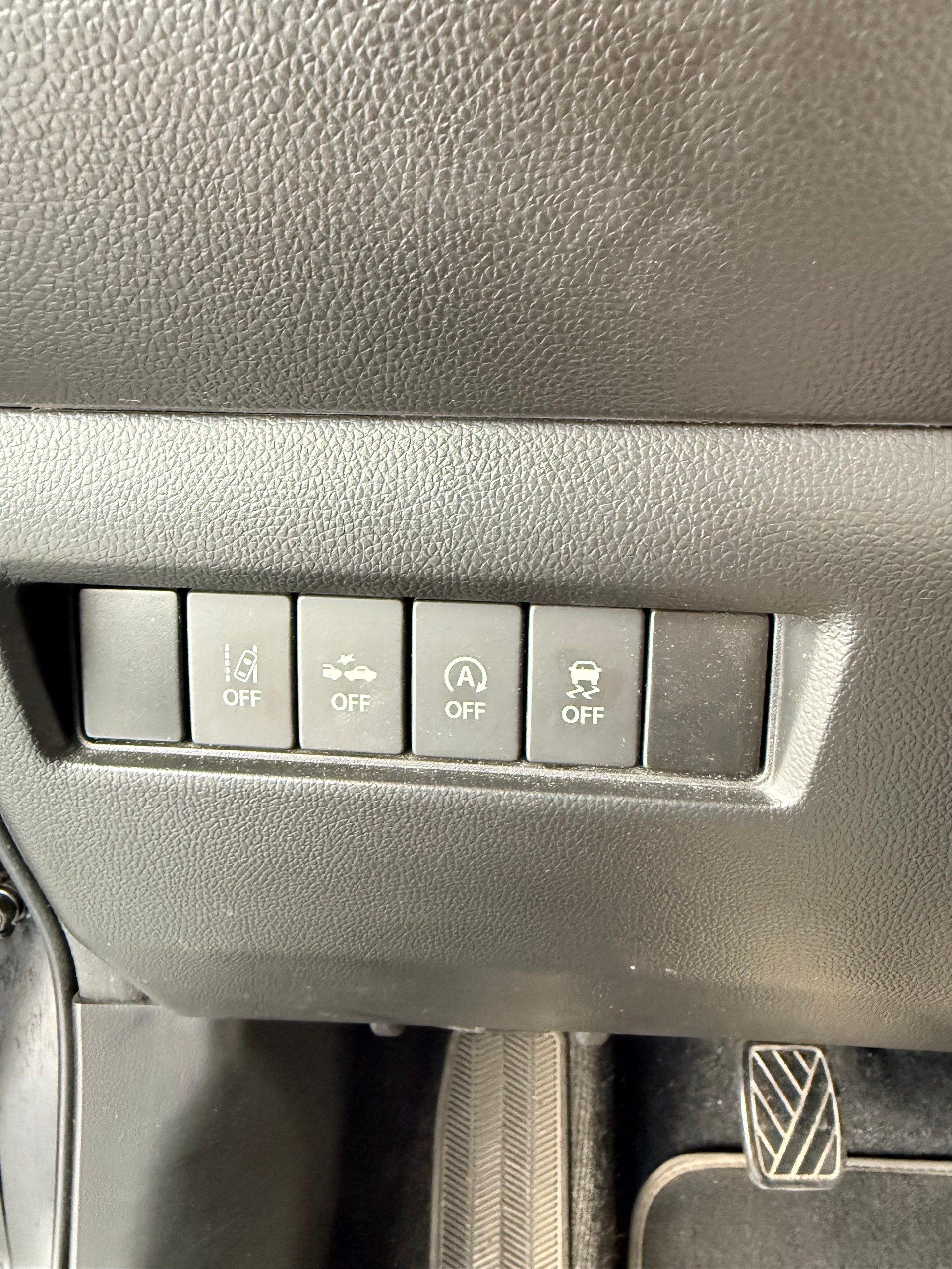 SUZUKI Swift 1.2i 16V SHVS Compact Top Hybrid Allgrip 4x4-image-10
