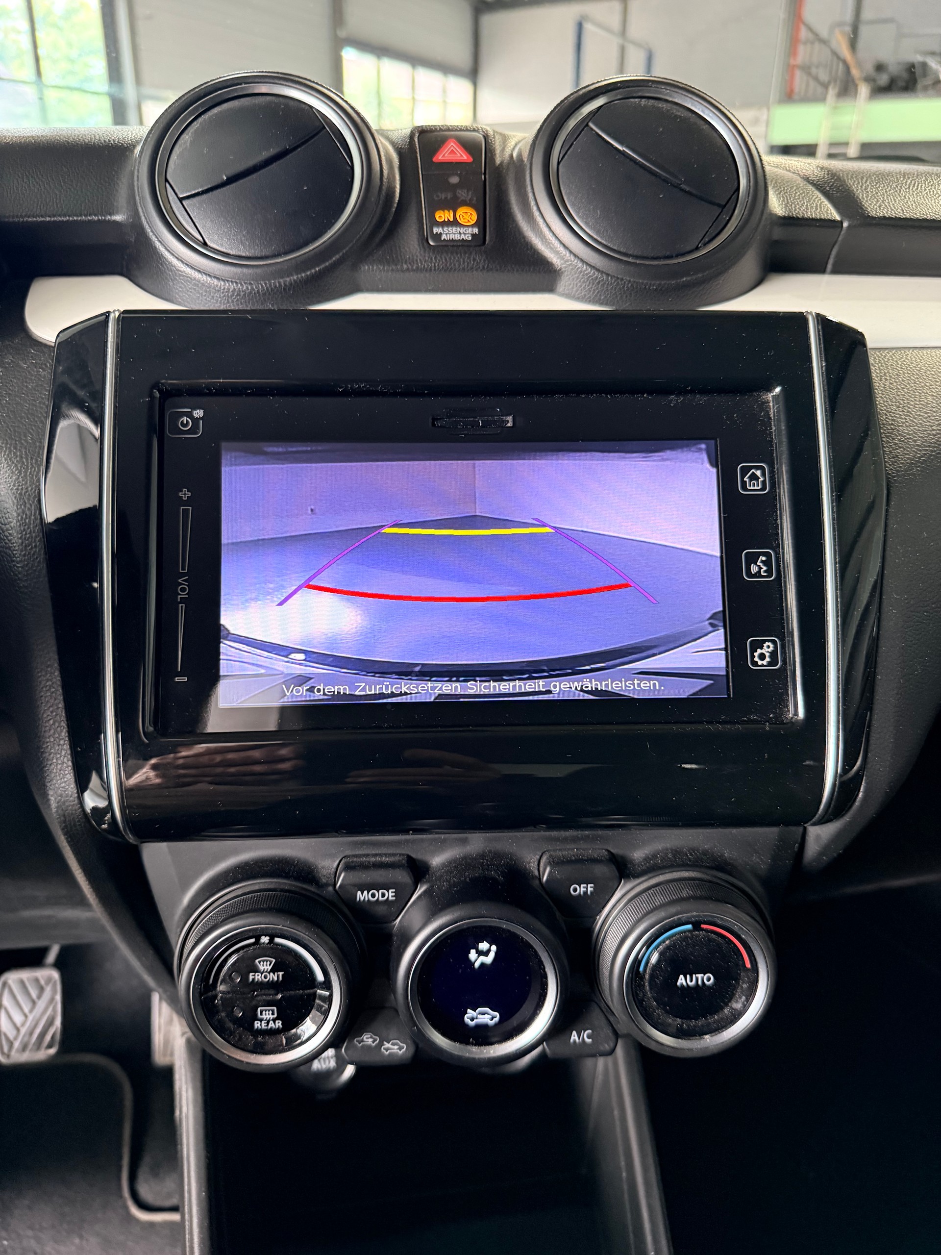 SUZUKI Swift 1.2i 16V SHVS Compact Top Hybrid Allgrip 4x4-image-13