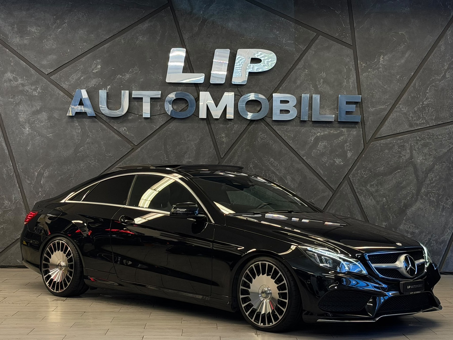 MERCEDES-BENZ E 400 7G-Tronic Amg-Line-image-2
