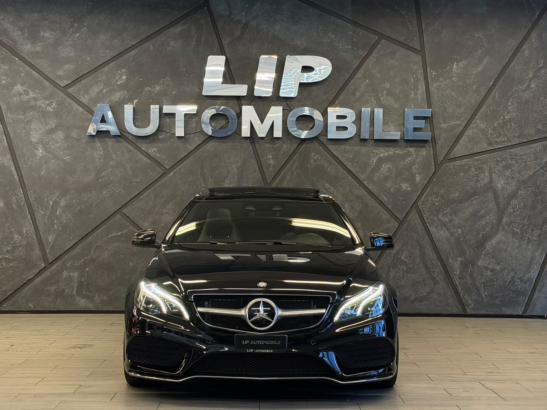 MERCEDES-BENZ E 400 7G-Tronic Amg-Line-image-1