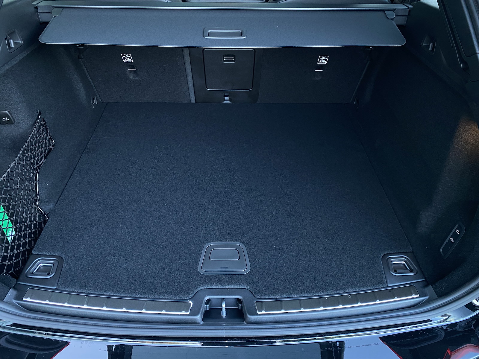 VOLVO XC60 2.0 B5 MH Black Edition AWD-image-10