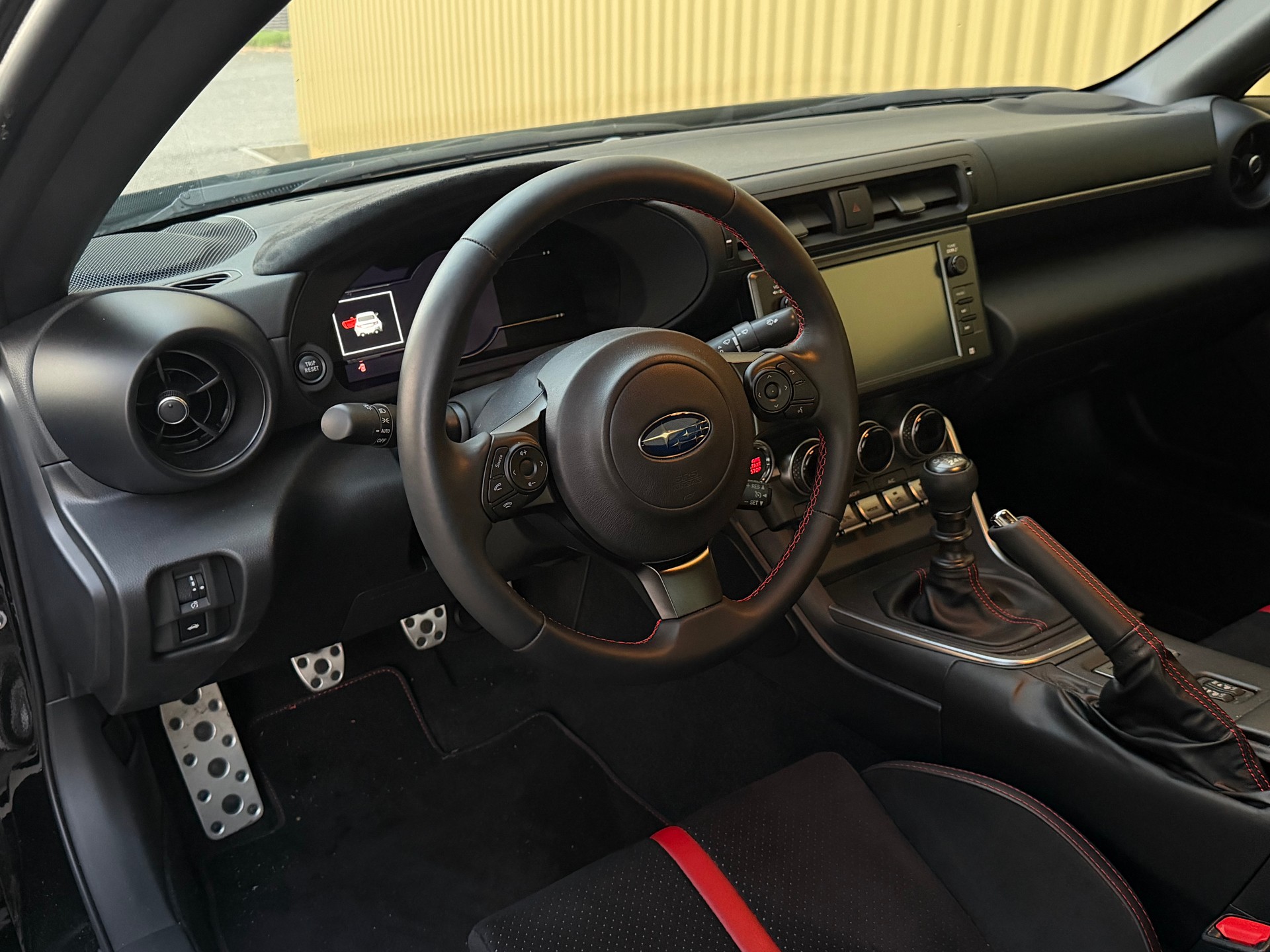 SUBARU BRZ 2.4 STI Line-image-5