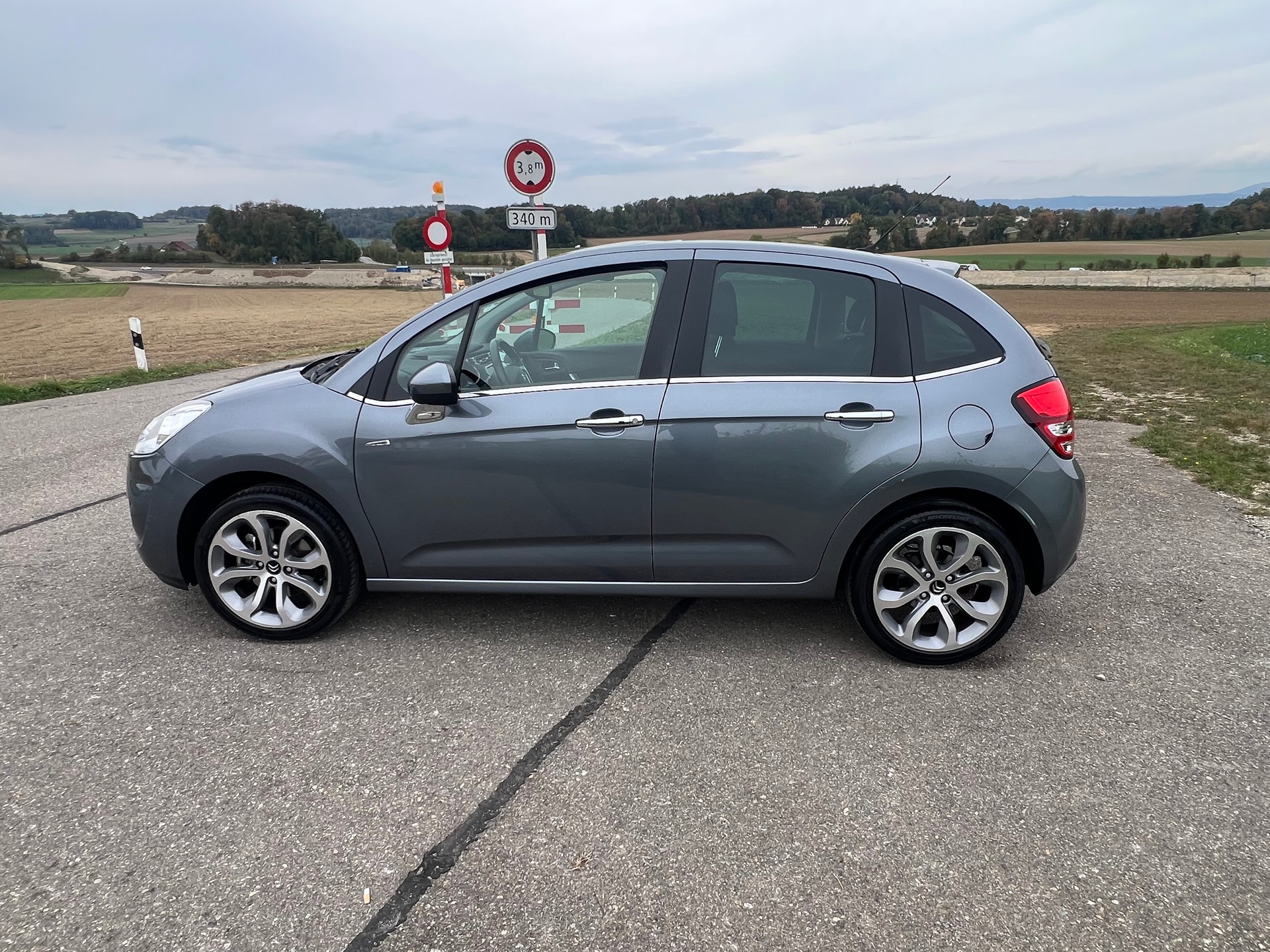 CITROEN C3 1.6i 16V Exclusive Automatic-image-7
