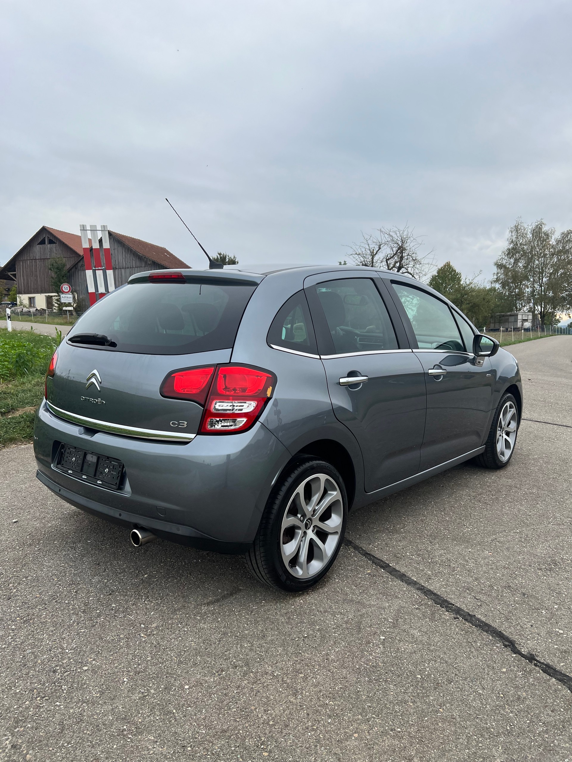 CITROEN C3 1.6i 16V Exclusive Automatic-image-3