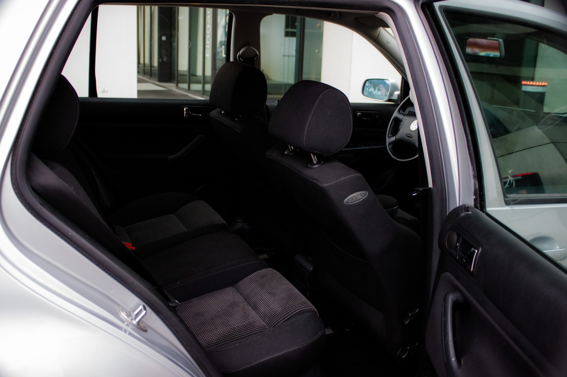 VW Golf 1.9 TDI AUTOMAT Comfortline-image-9