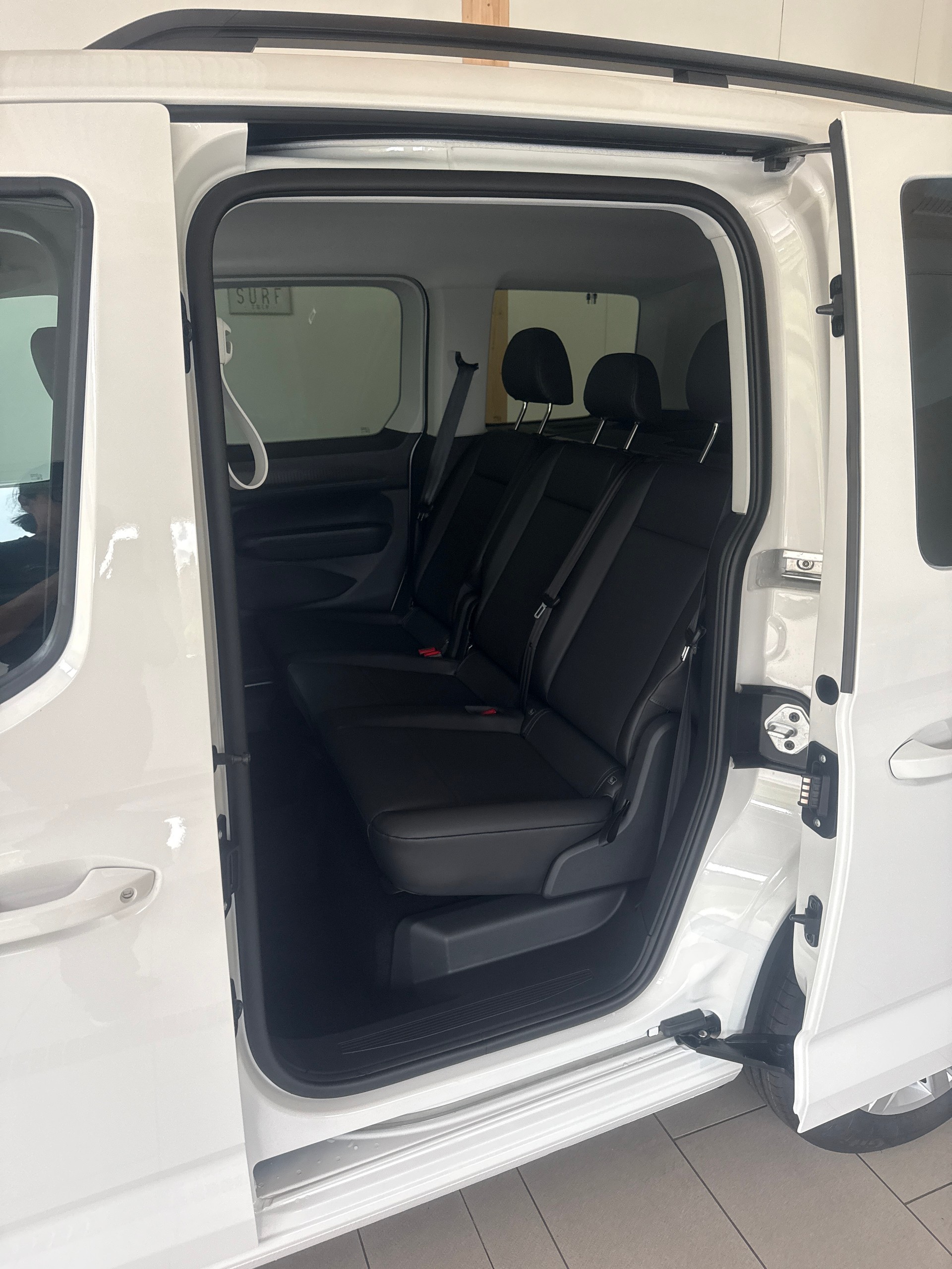 VW Caddy 1.5 TSI Trend Liberty-image-4