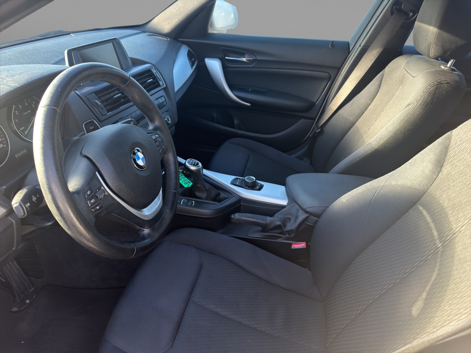 BMW 116i-image-6