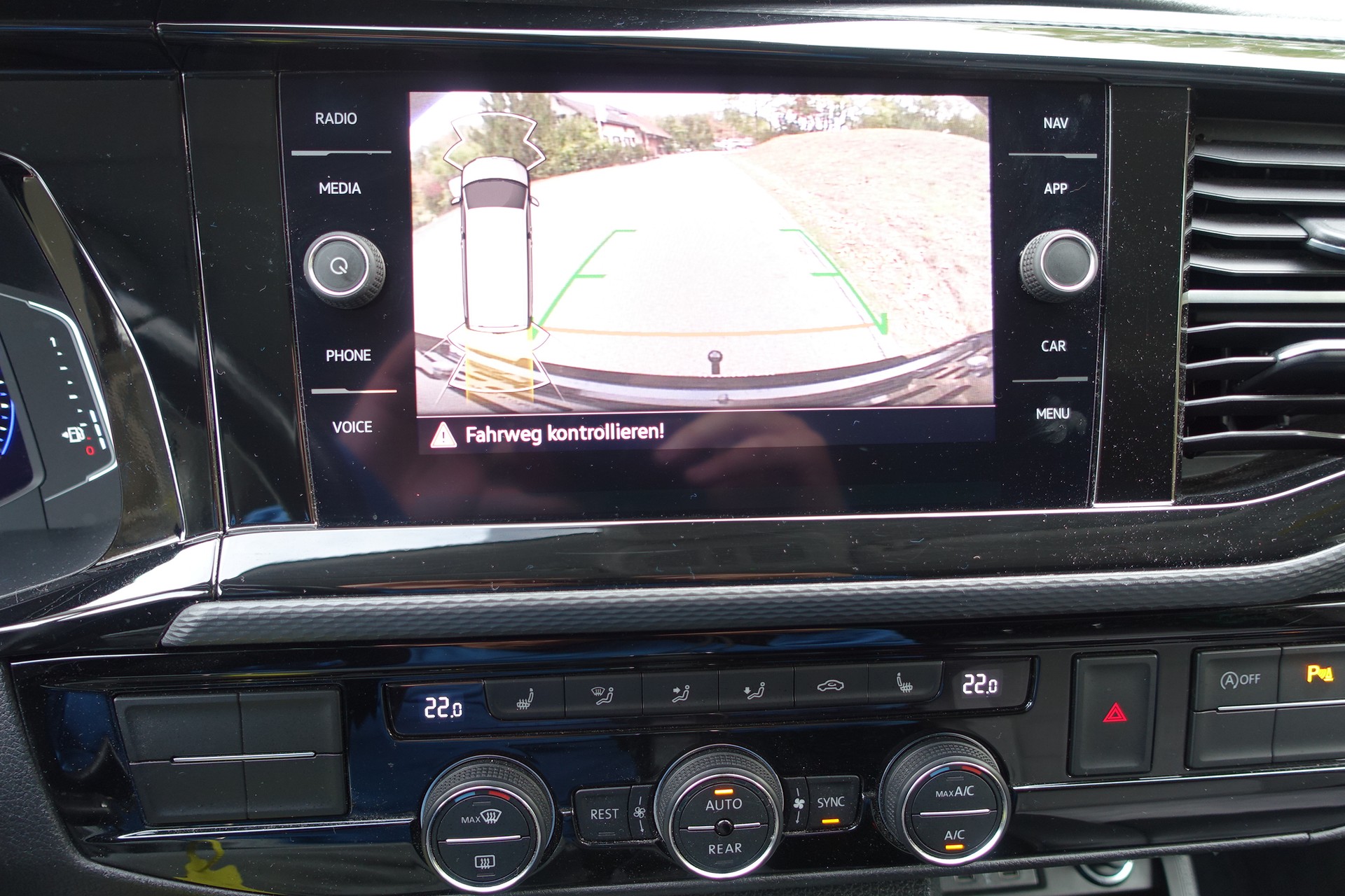 VW T6.1 Multivan 2.0 Bi-TDI Highline Generation Six 4Motion DSG-image-5