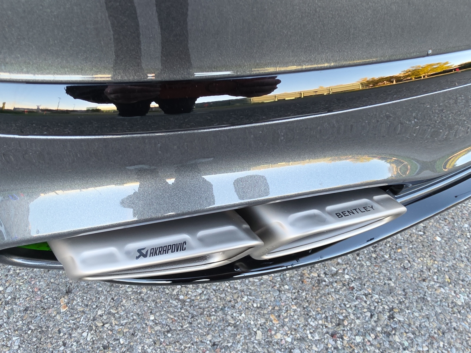 BENTLEY NEW Flying Spur S V8-image-19