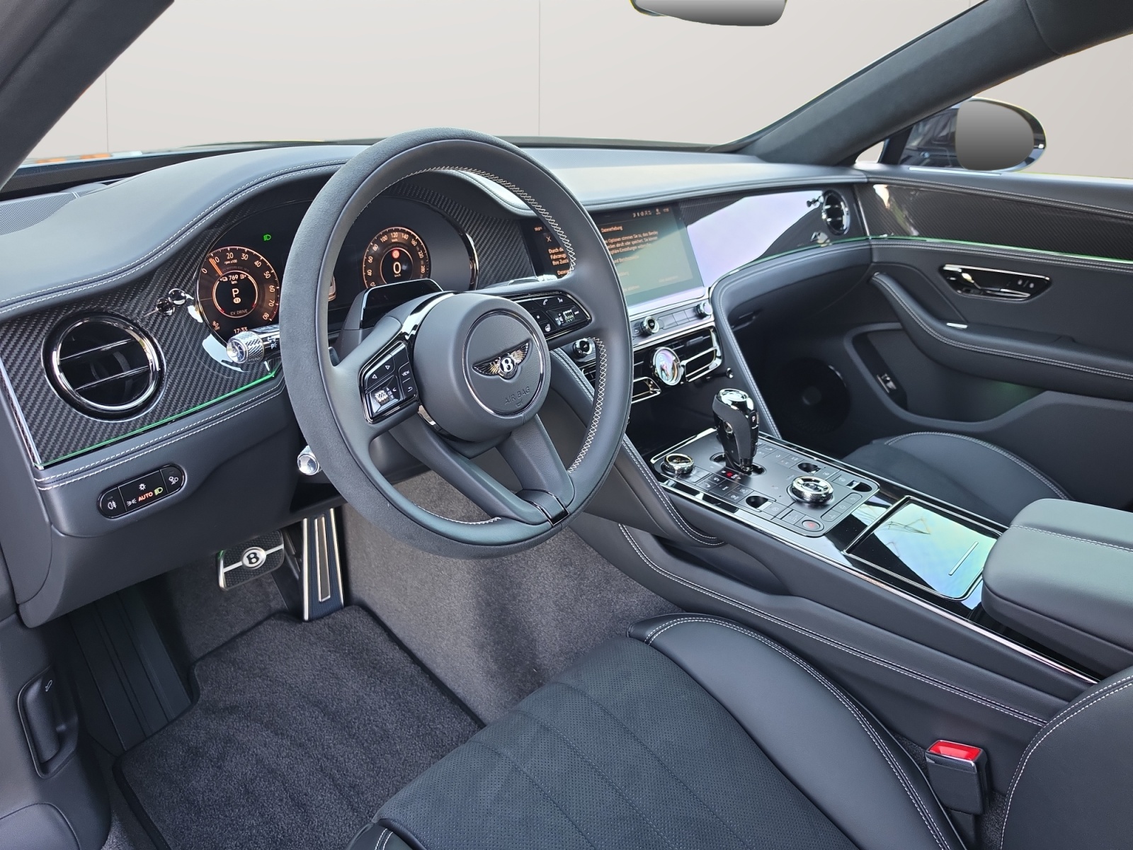 BENTLEY NEW Flying Spur S V8-image-3