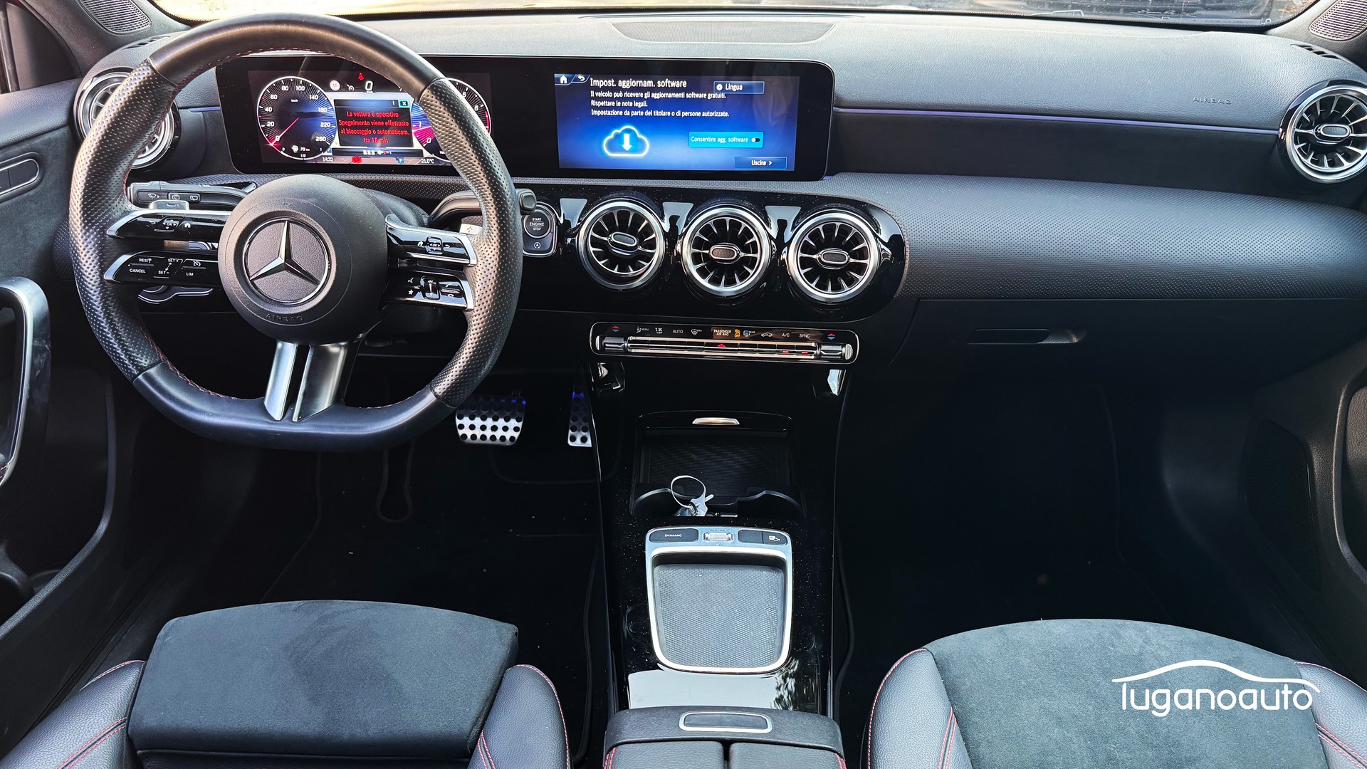 MERCEDES-BENZ A 180 Night Star AMG Line 7G-DCT-image-9