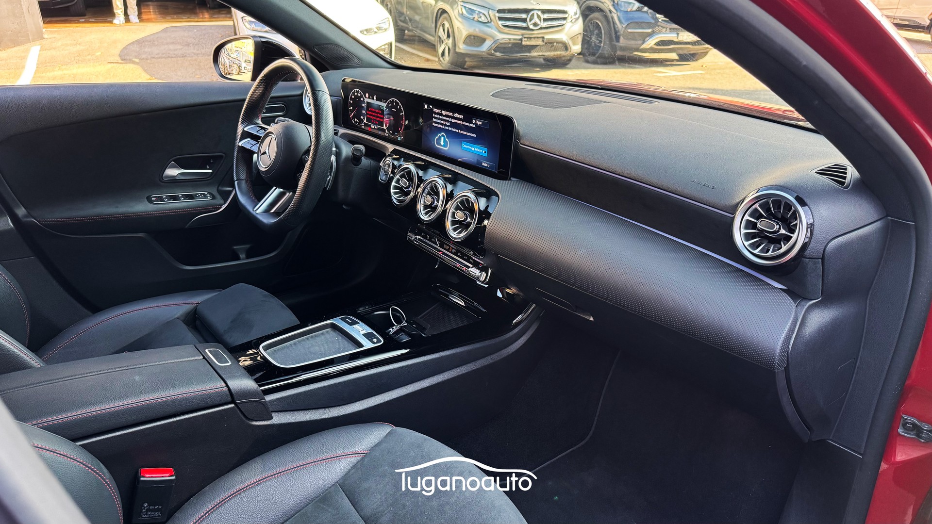 MERCEDES-BENZ A 180 Night Star AMG Line 7G-DCT-image-14