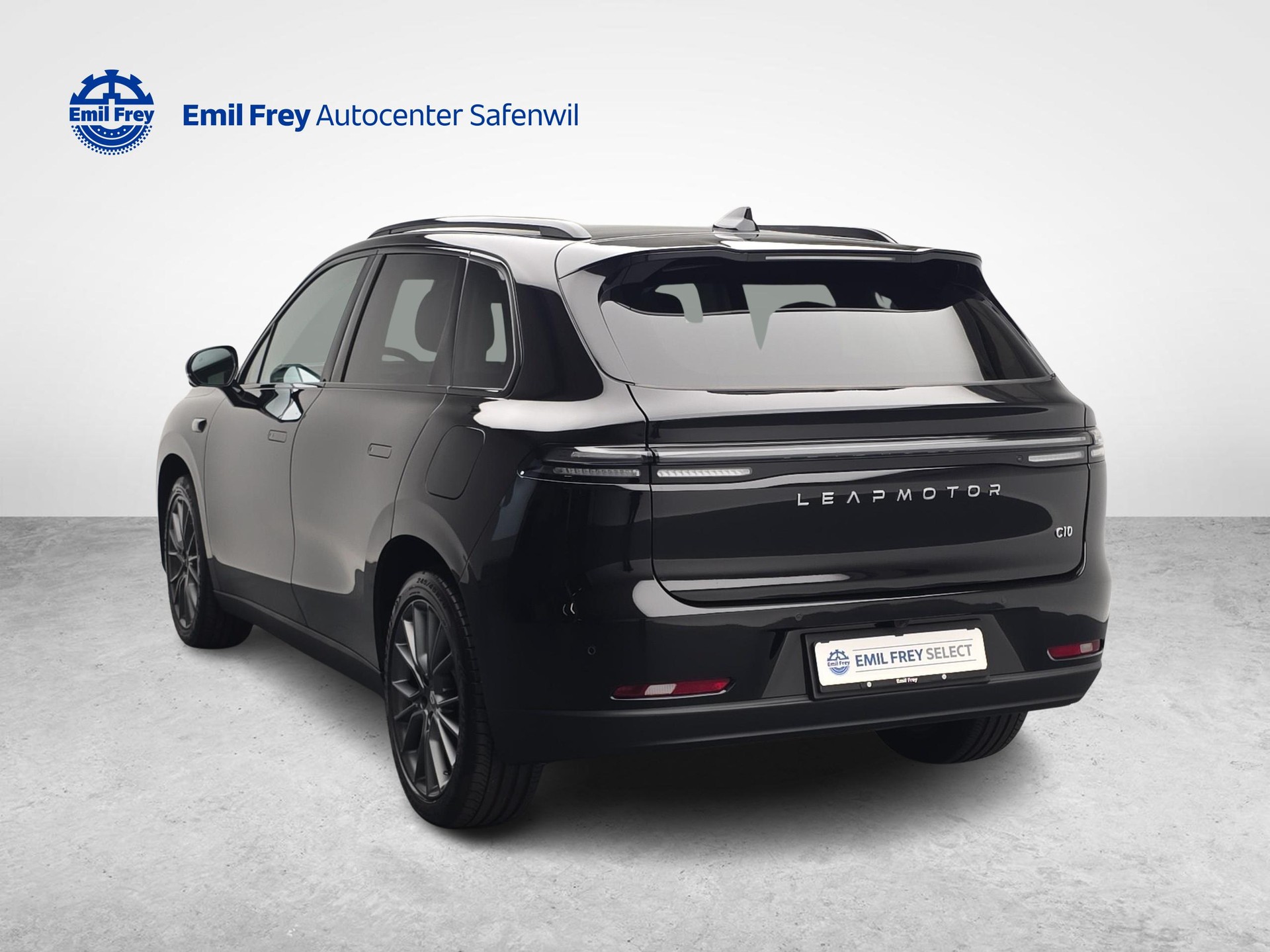 LEAPMOTOR C10 1.5 Hybrid EV-image-2