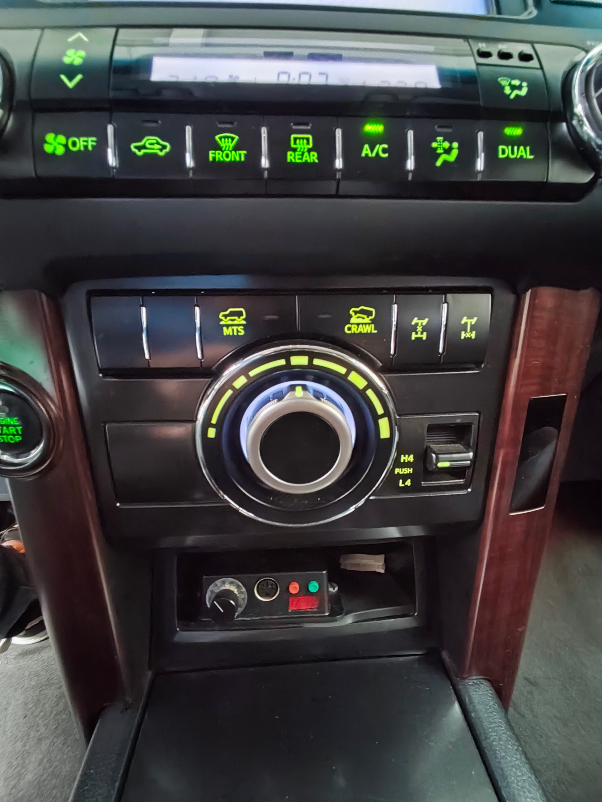 TOYOTA Land Cruiser 2.8TD Luna Automatic-image-3