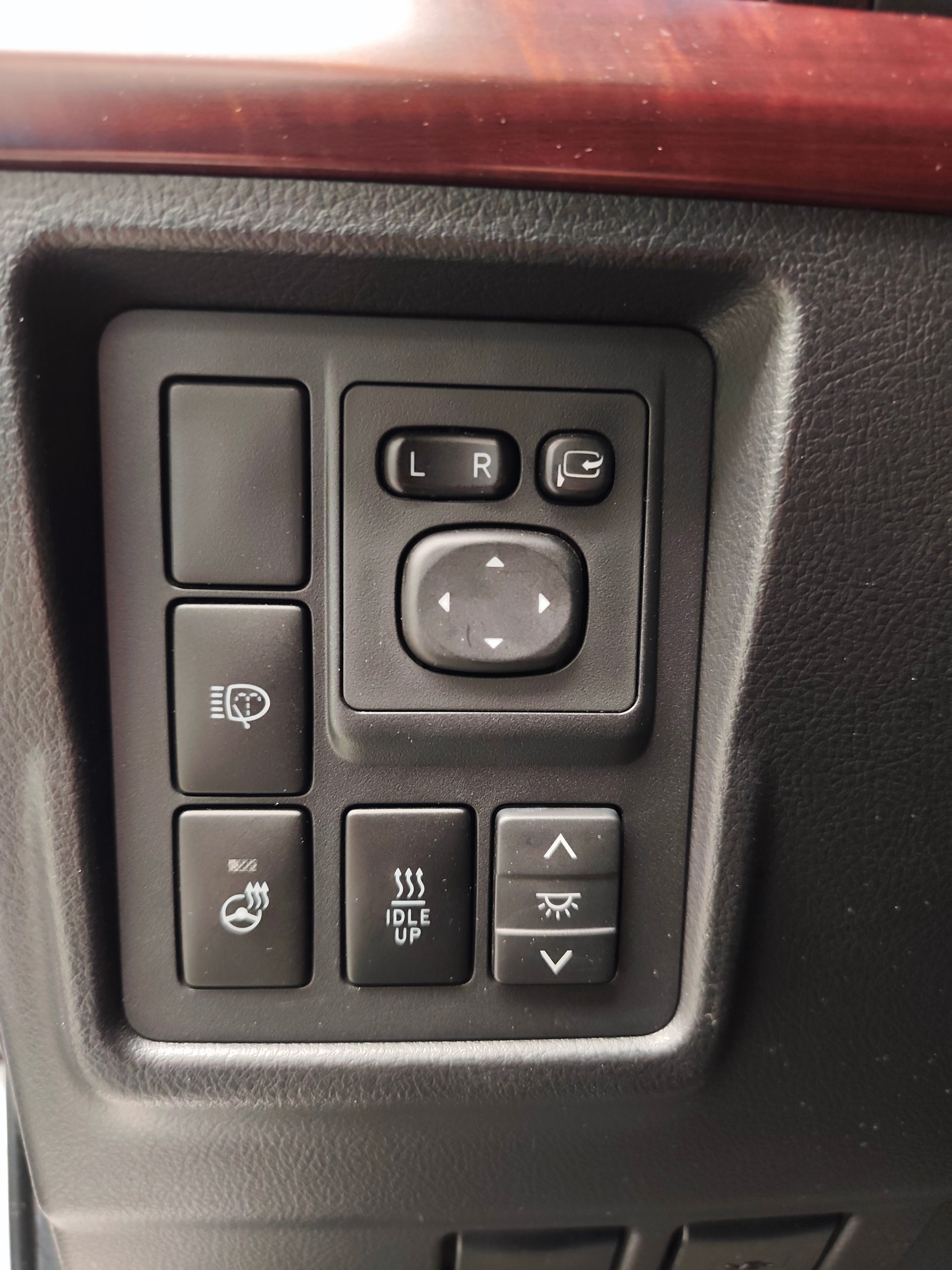 TOYOTA Land Cruiser 2.8TD Luna Automatic-image-13