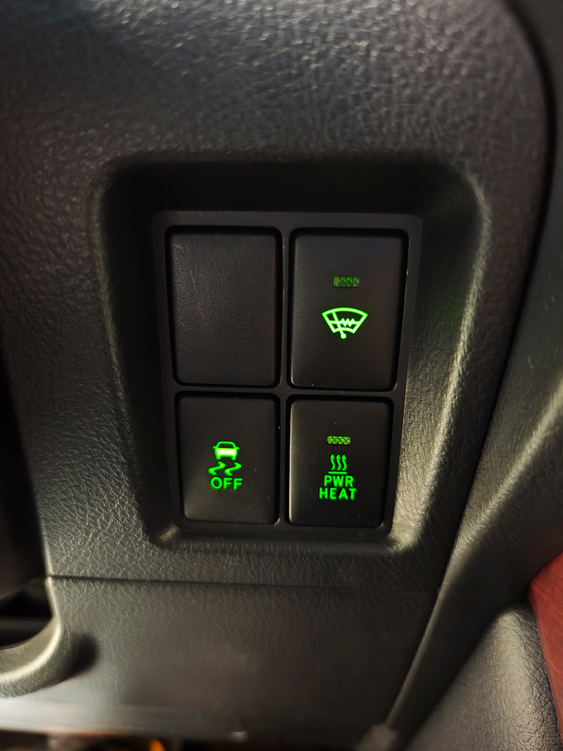 TOYOTA Land Cruiser 2.8TD Luna Automatic-image-11