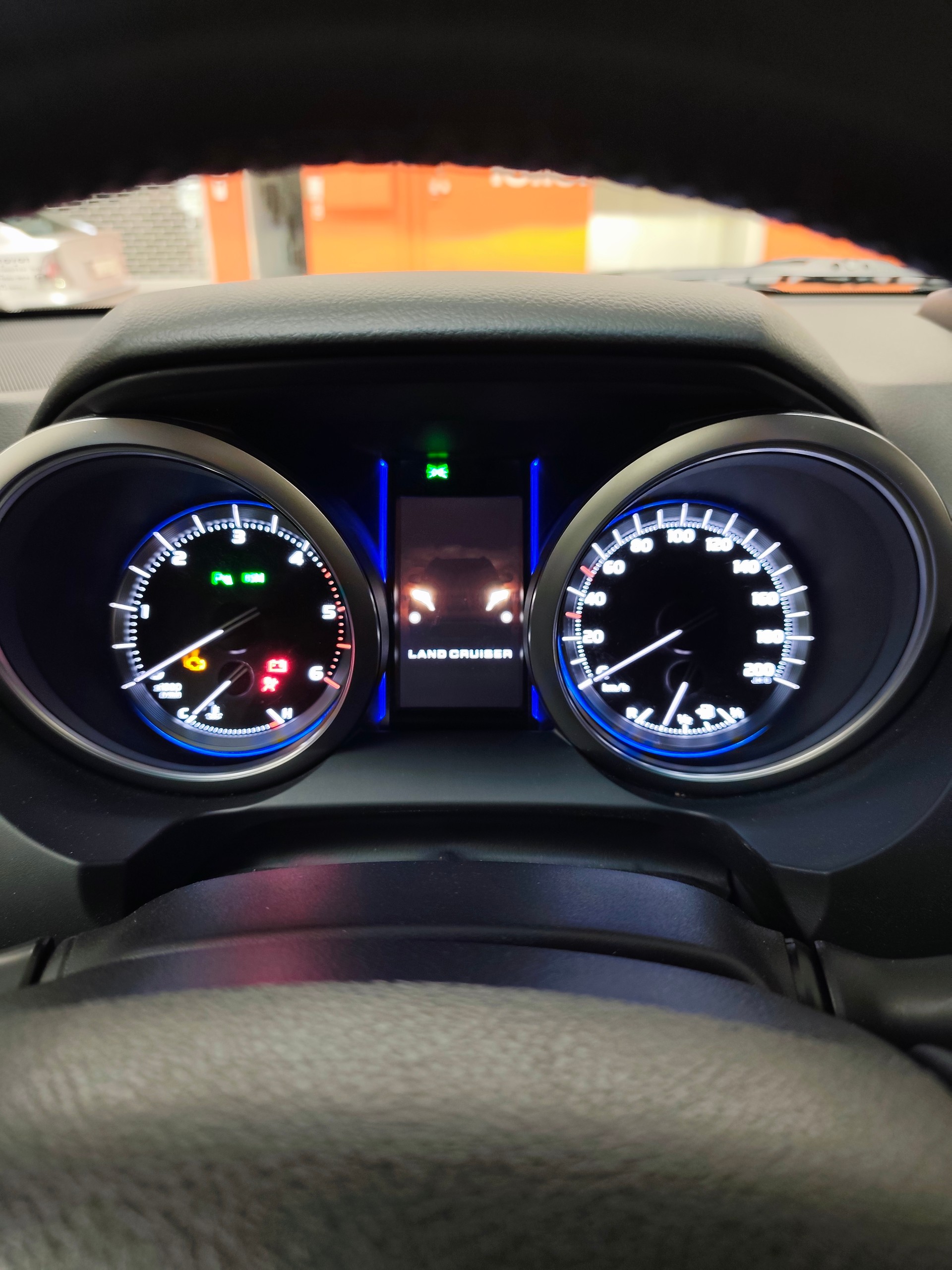 TOYOTA Land Cruiser 2.8TD Luna Automatic-image-10