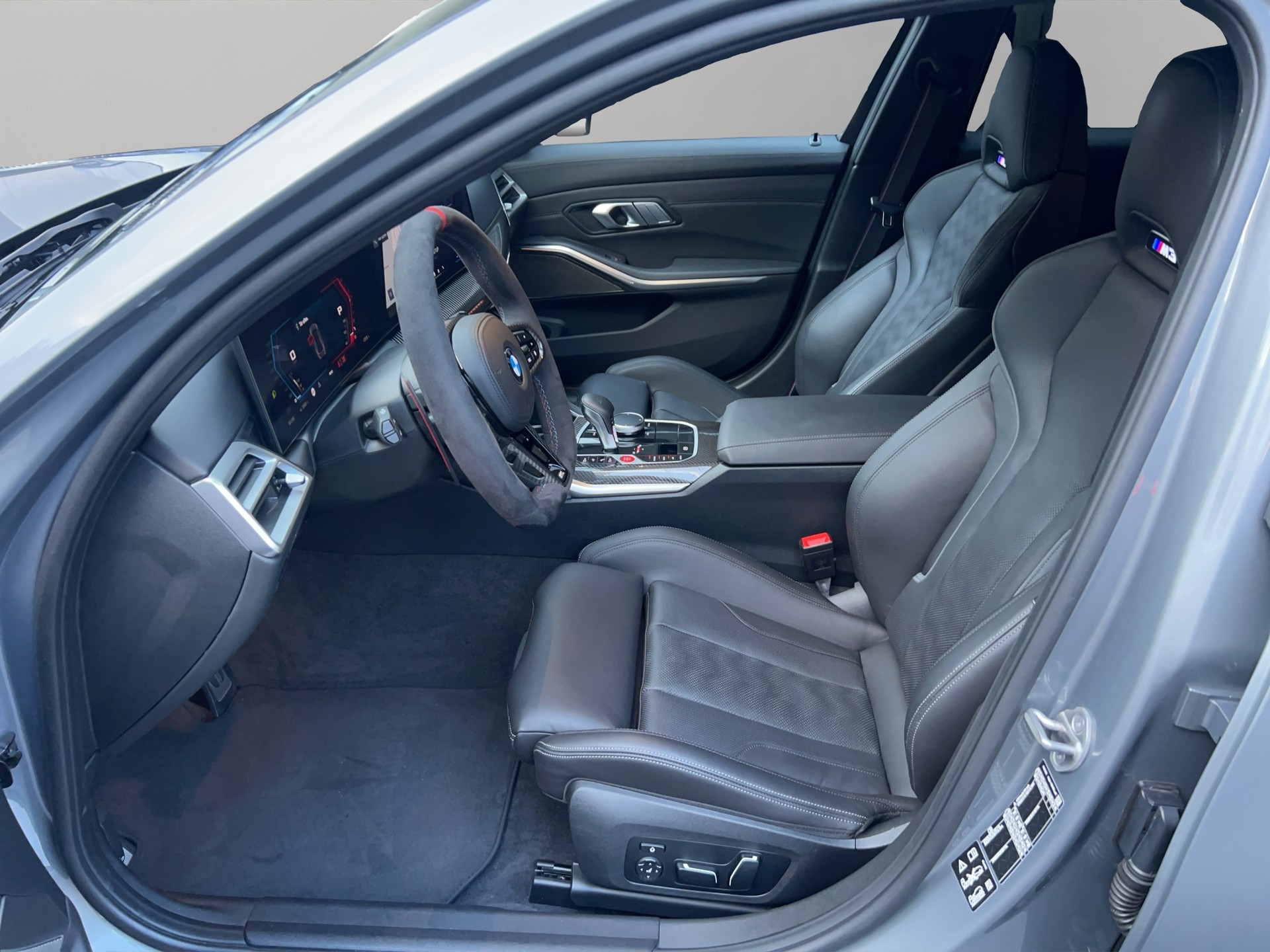 BMW M3 Touring xDrive Competition M-image-10