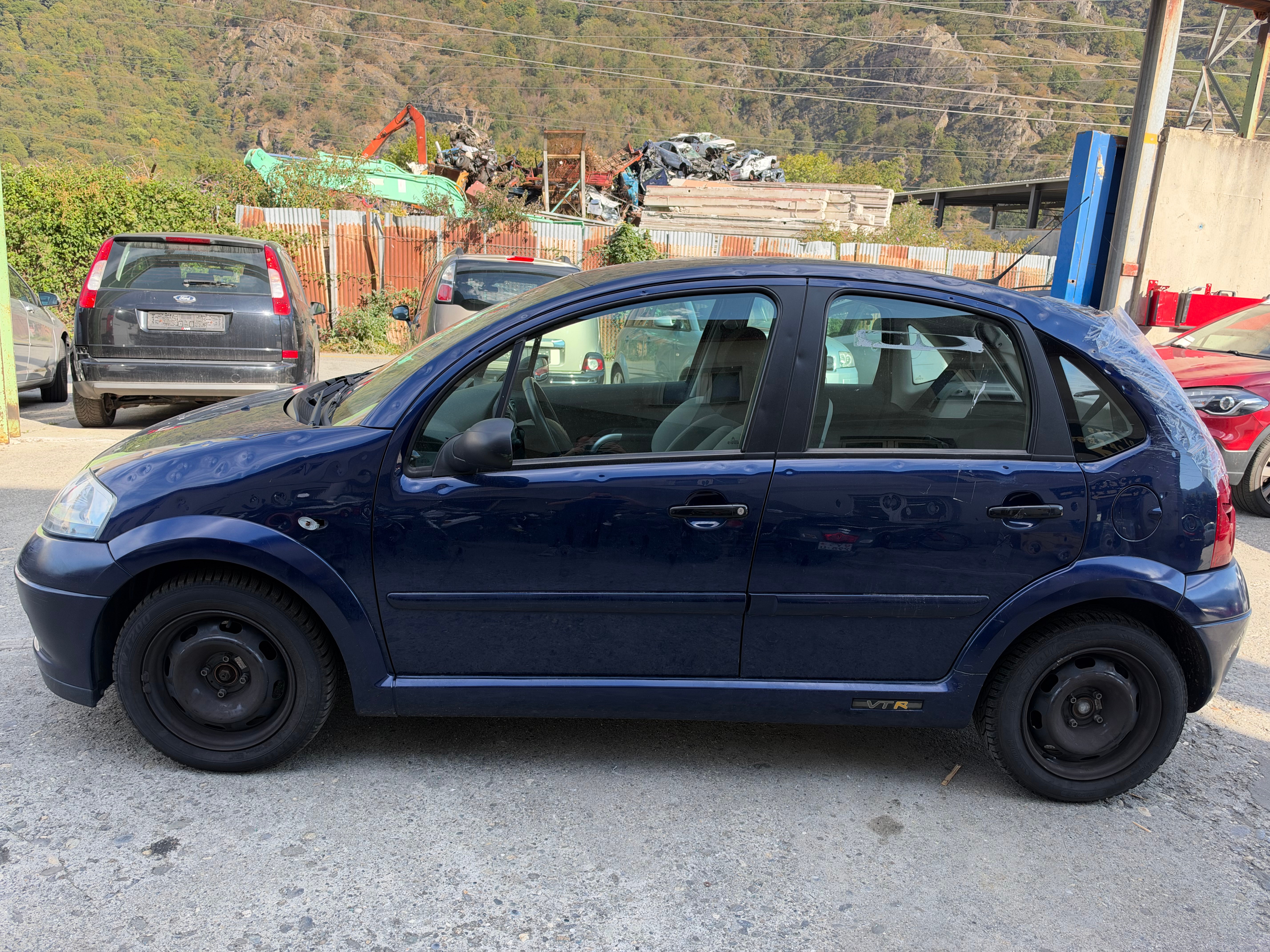 Car photo