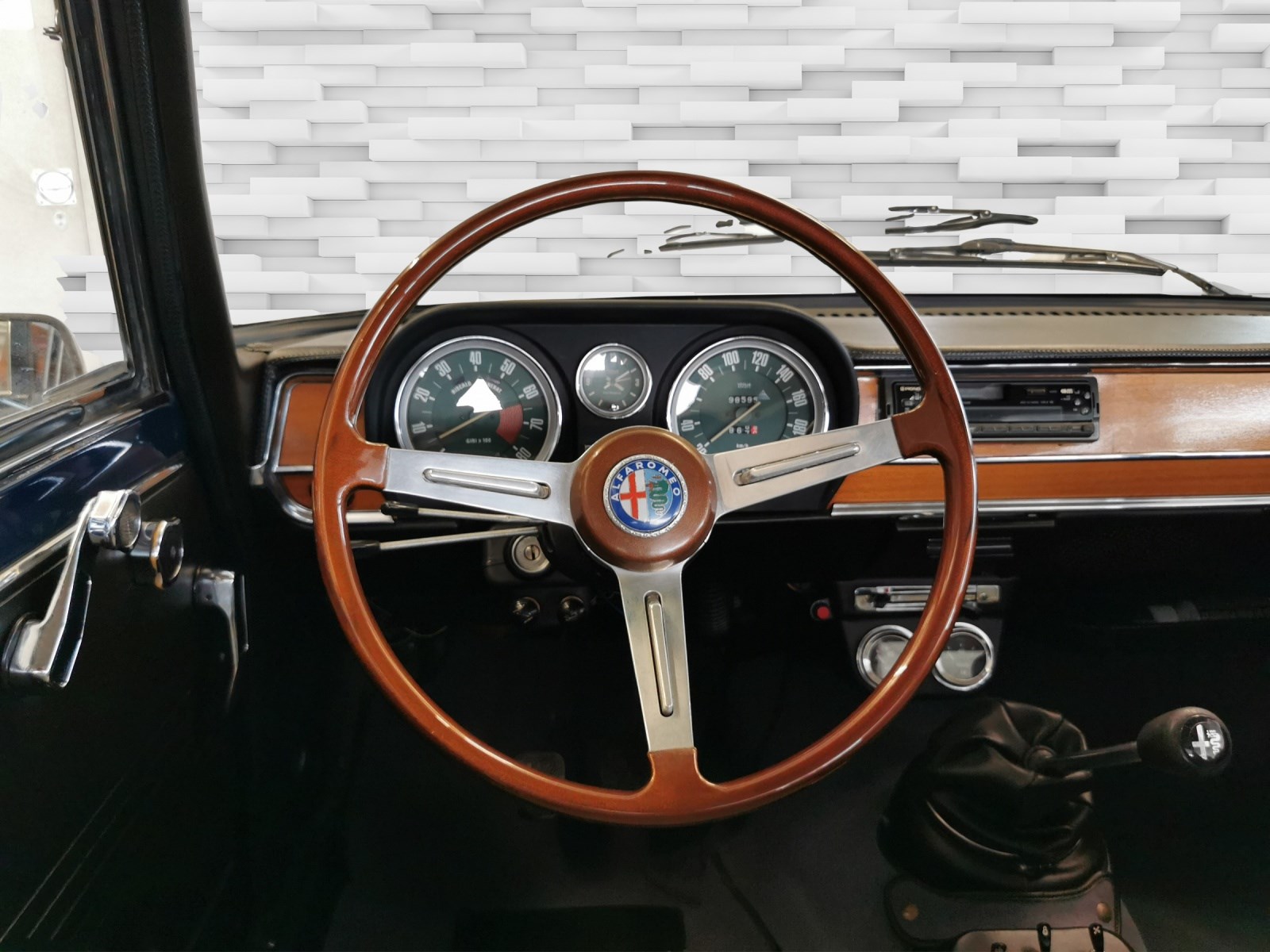 ALFA ROMEO Giulia 1300 Super Berlina-image-9