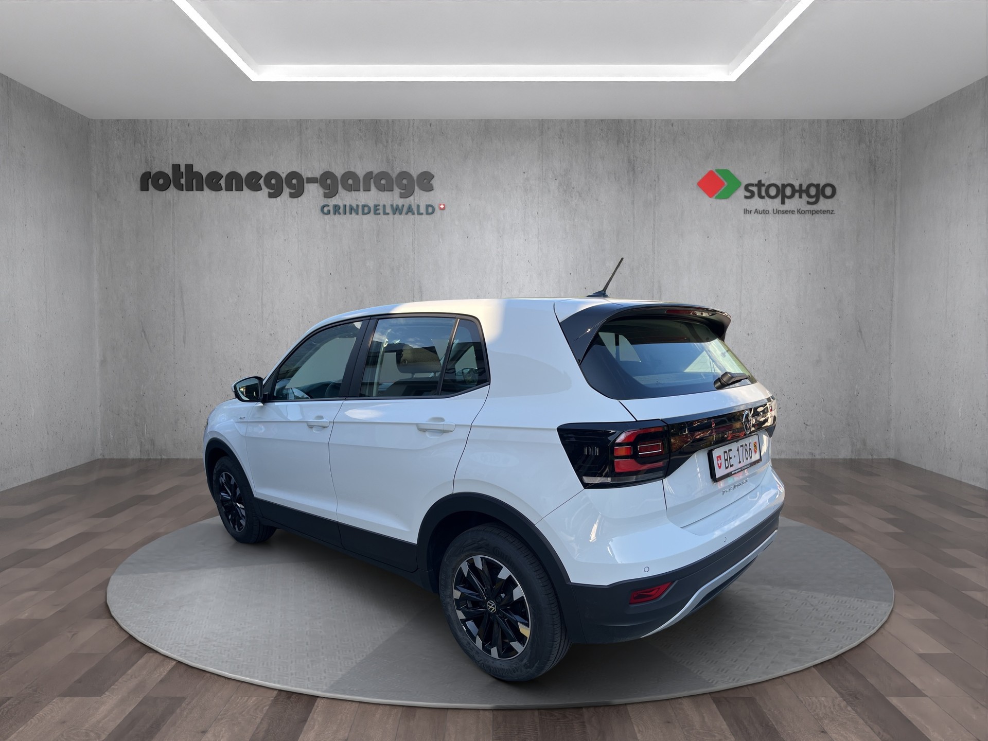 VW T-Cross 1.0 TSI-image-2